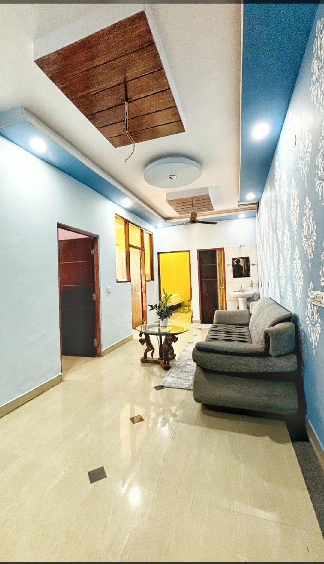 Comfortable Apartment *