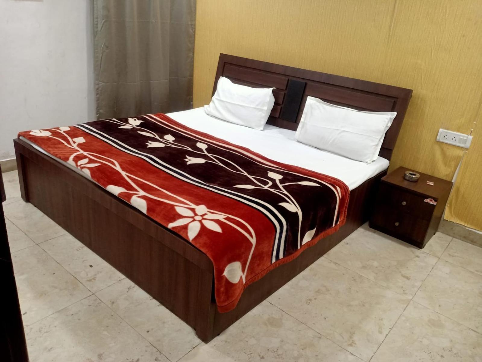 Sapphire Palace 3 2*