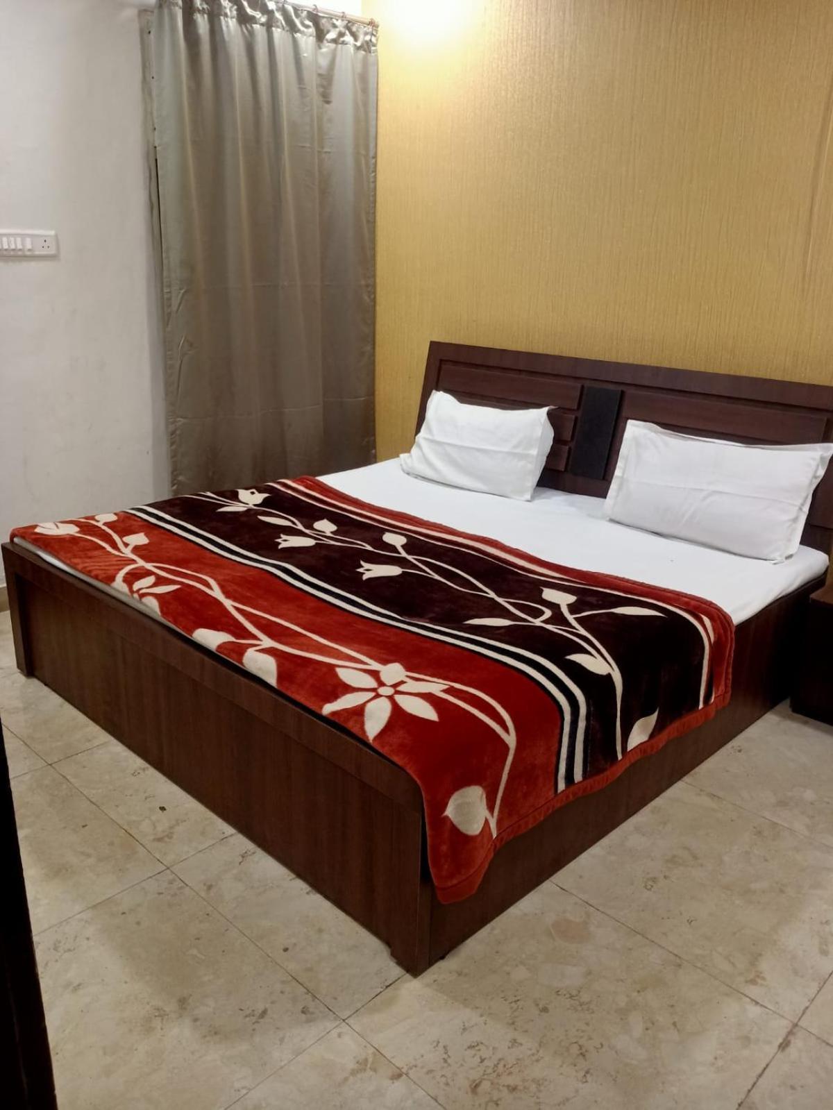 Sapphire Palace 3 2*