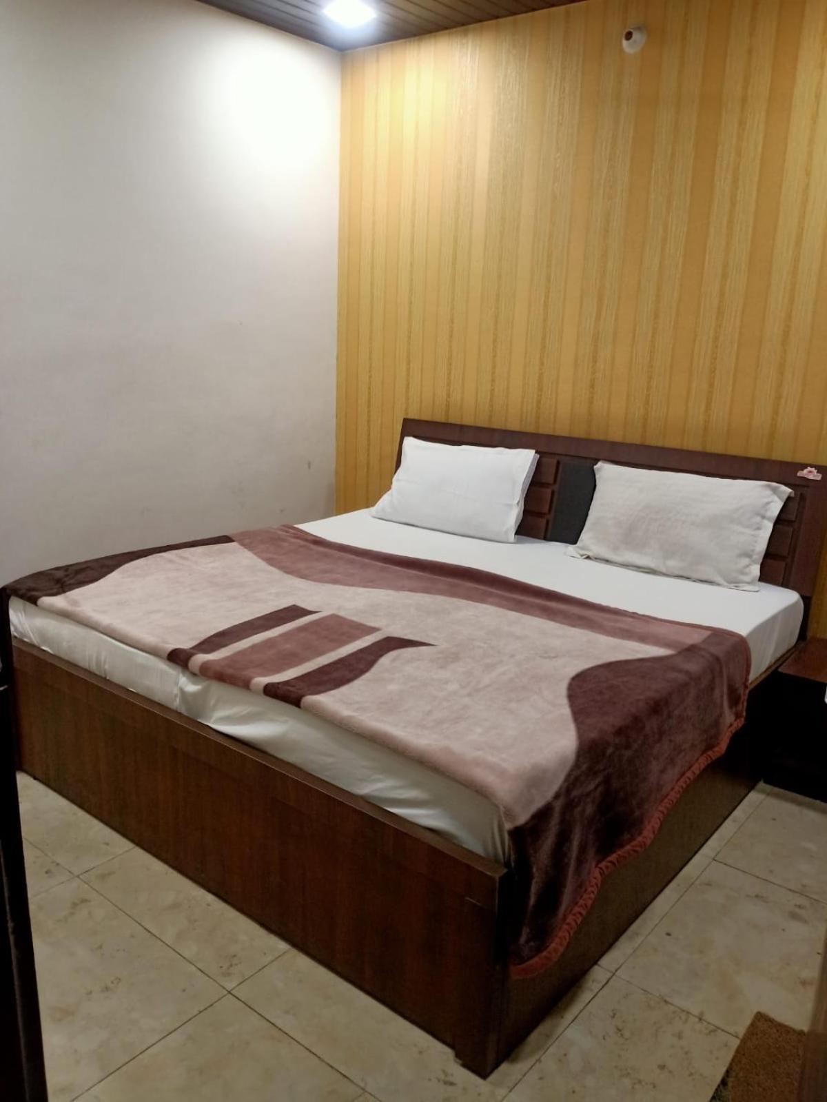 Sapphire Palace 3 Hotel 2*