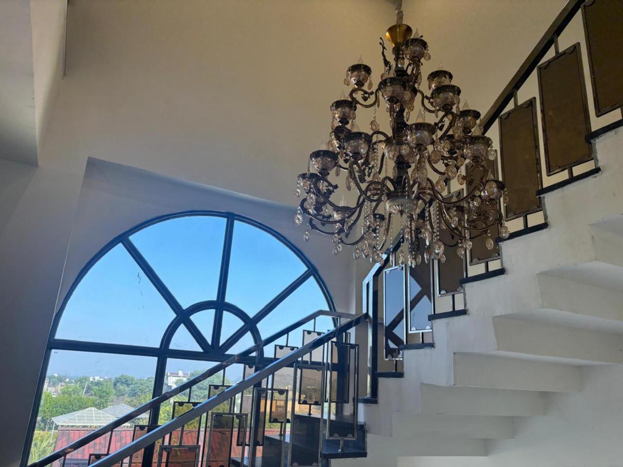 Farm Serene Hotel 3*