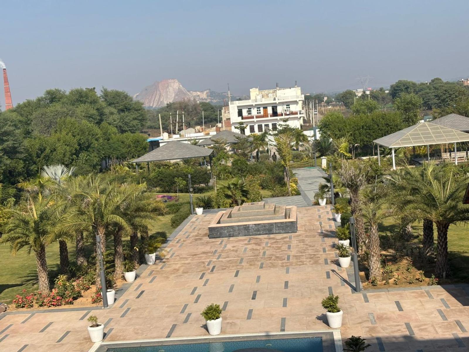Farm Serene Hotel