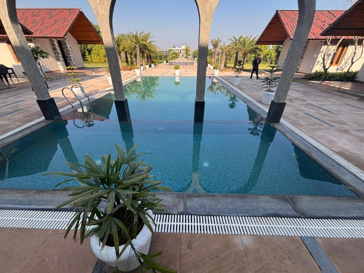 Farm Serene Hotel 3*