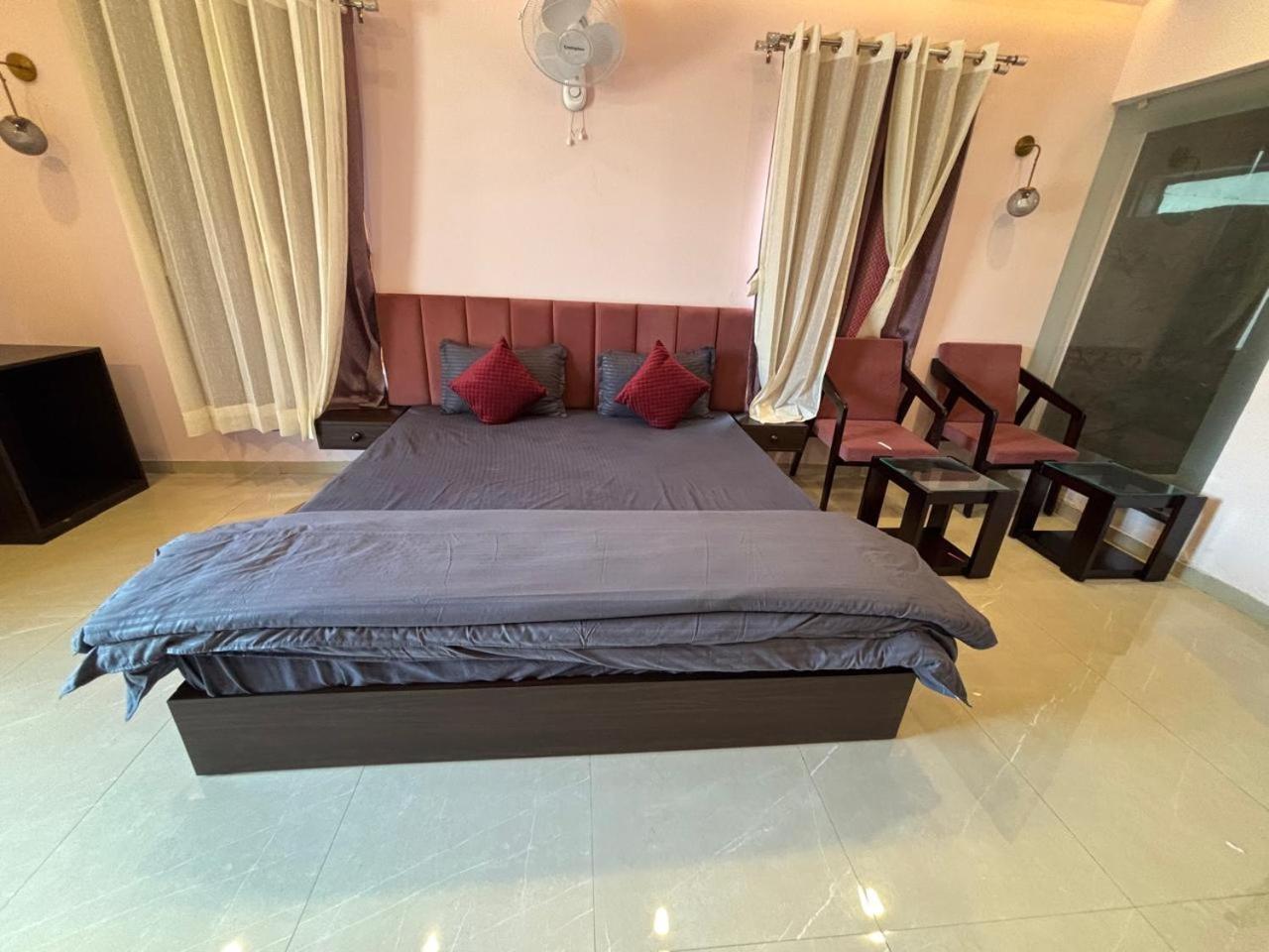 Farm Serene Hotel 3*