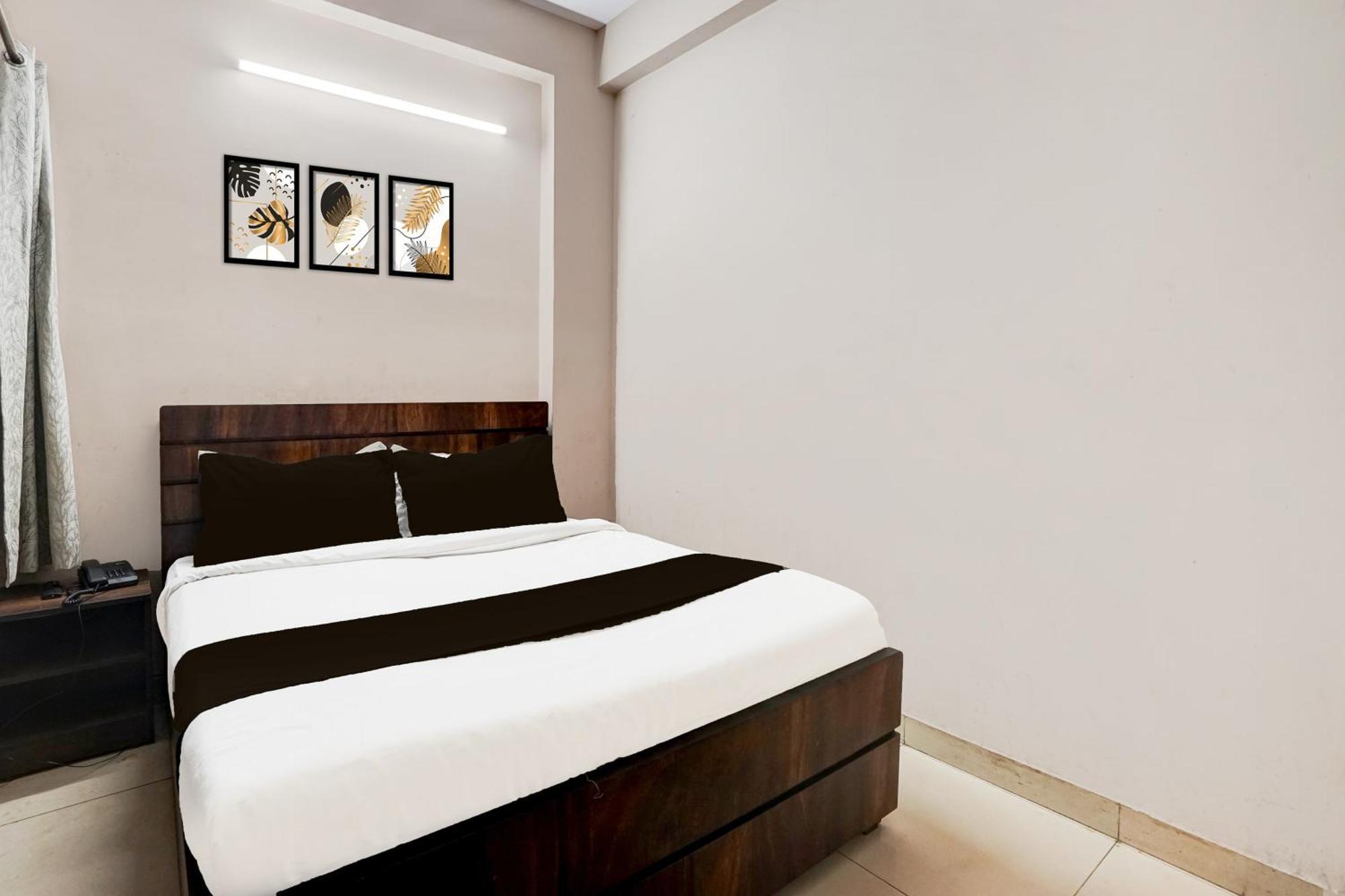 O Sector 17 Road Pratapnagar Hotel 3*