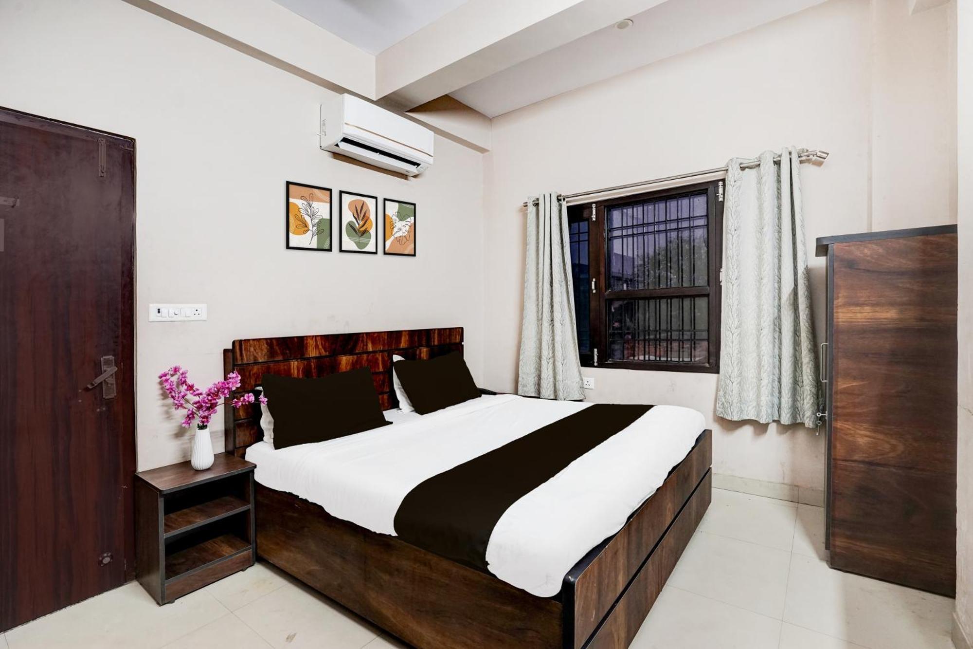 Hotel O Sector 17 Road Pratapnagar 3*