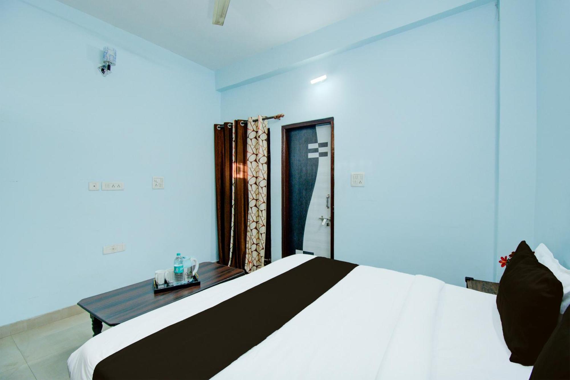 Hotel O Radhe