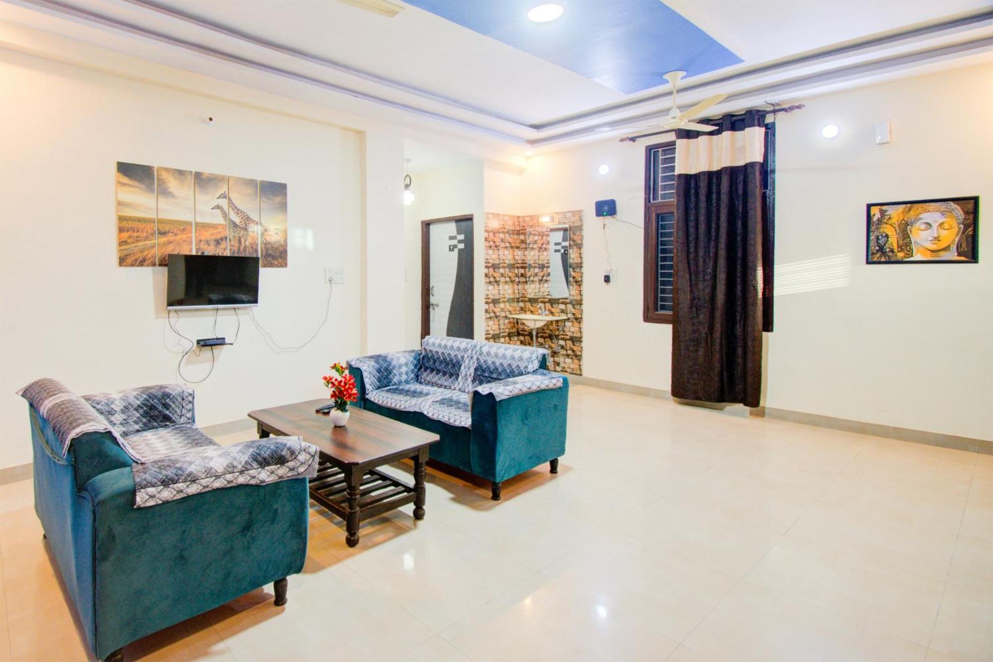 Hotel O Radhe