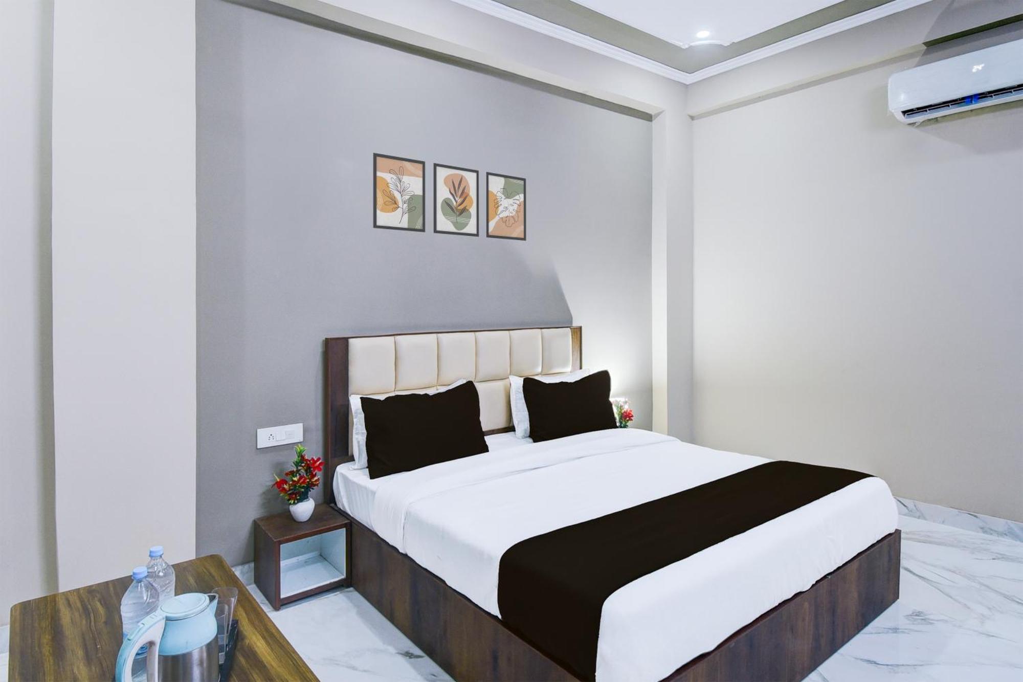 O Lavish Palace 3*