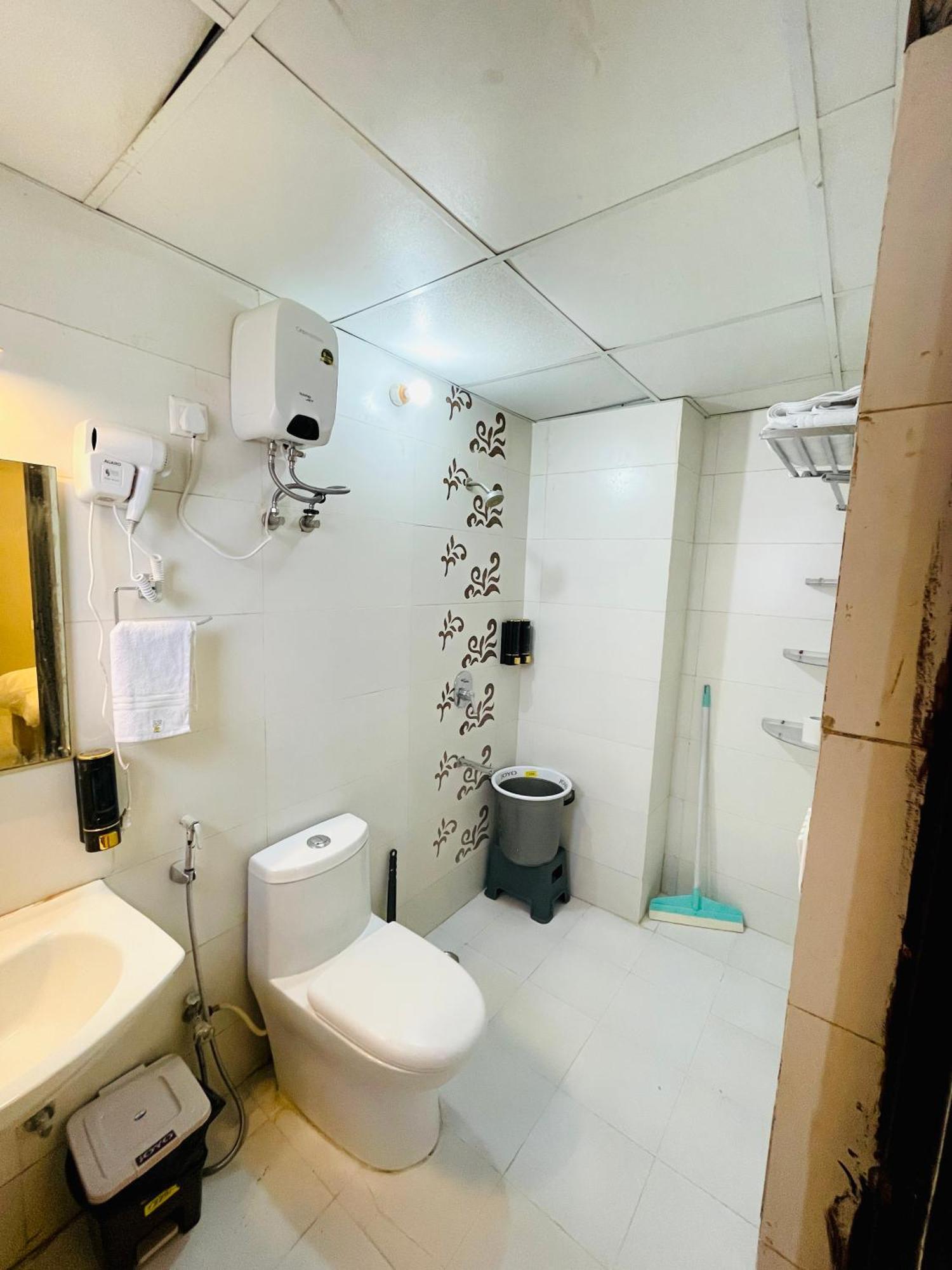 Skyhigh Luxuria Near Airport Spacious Citycenter Apartment *