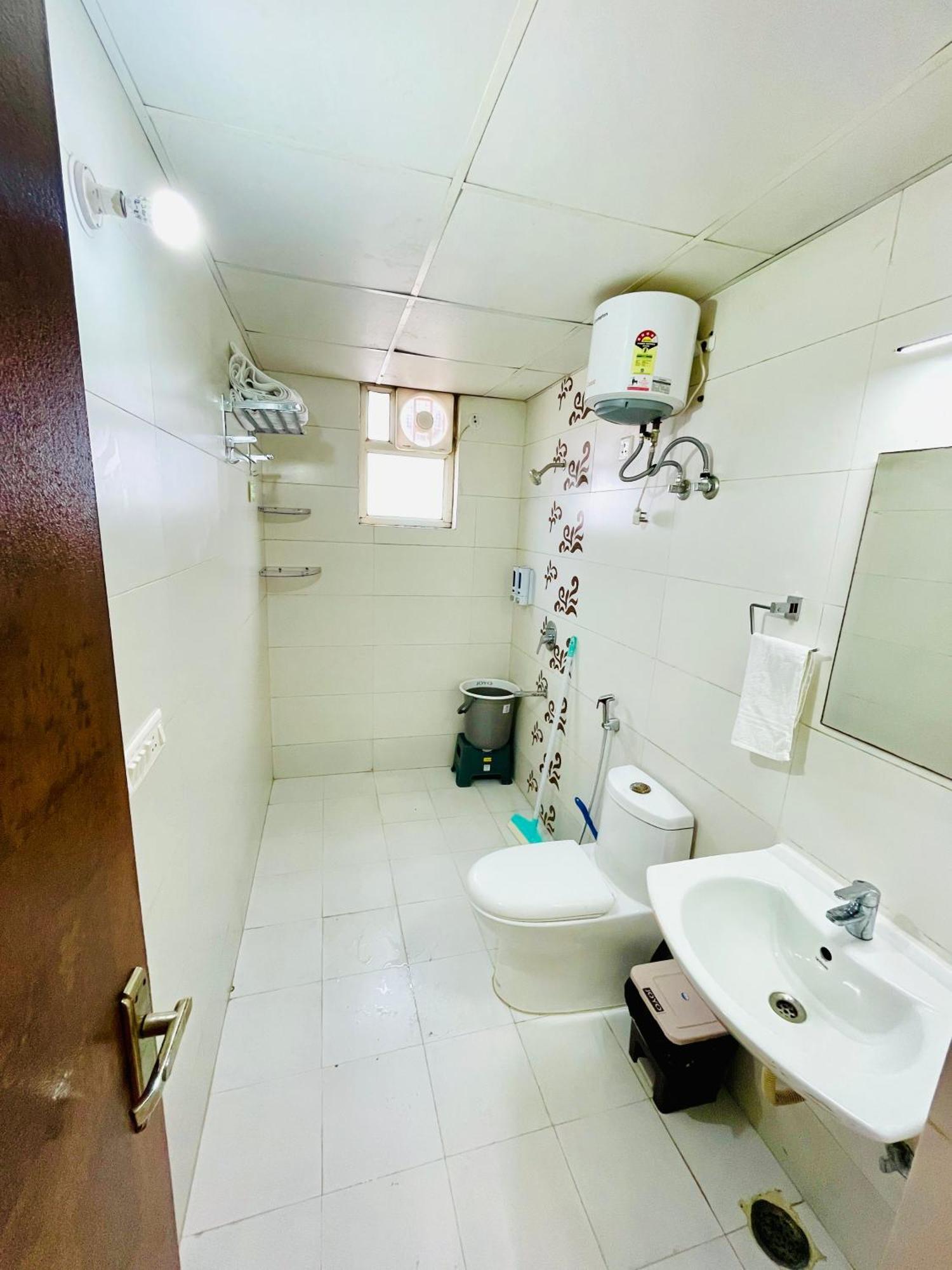 Skyhigh Luxuria Near Airport Spacious Citycenter * Jaipur