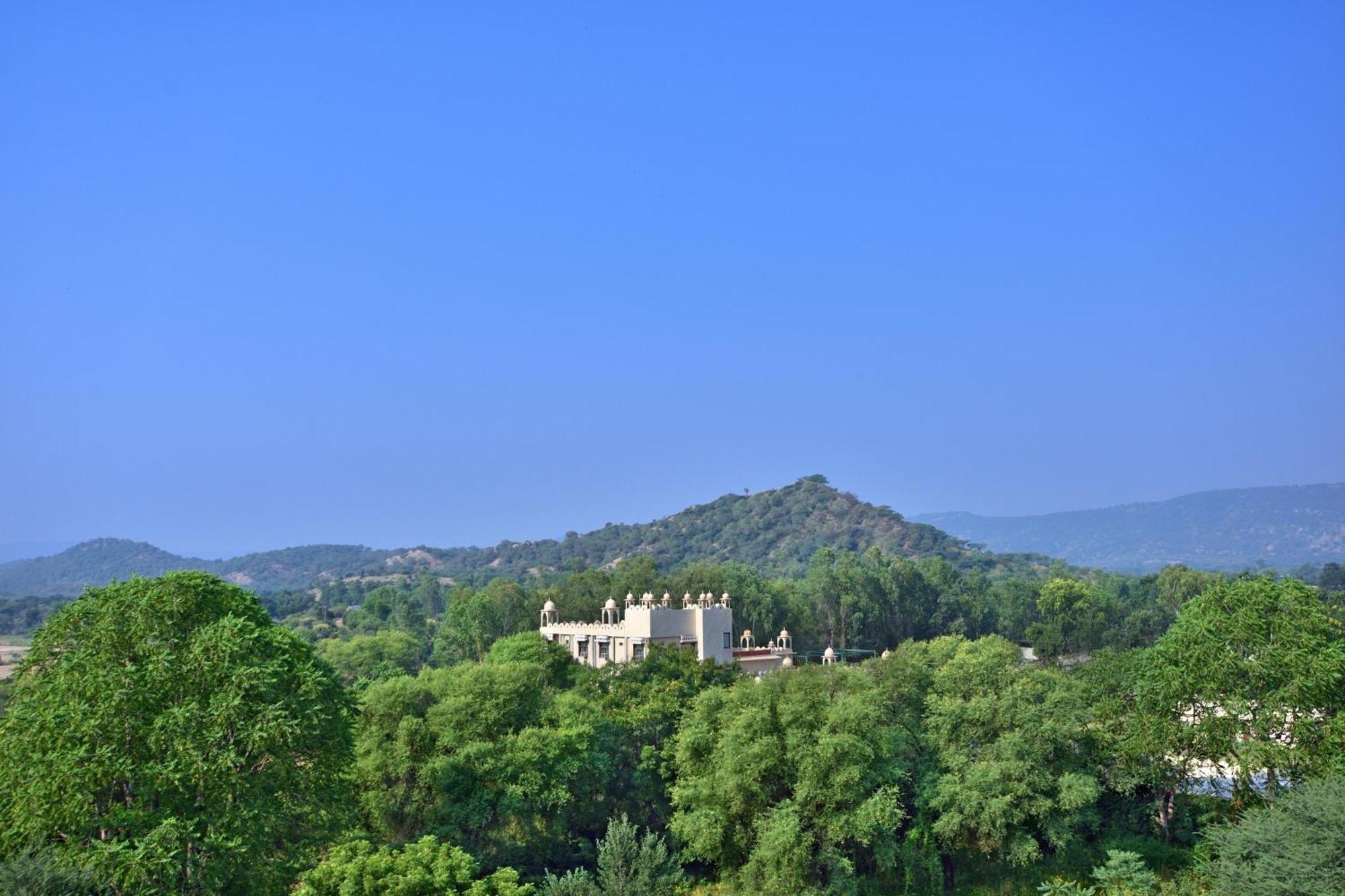 Le Meridien & Jaipur