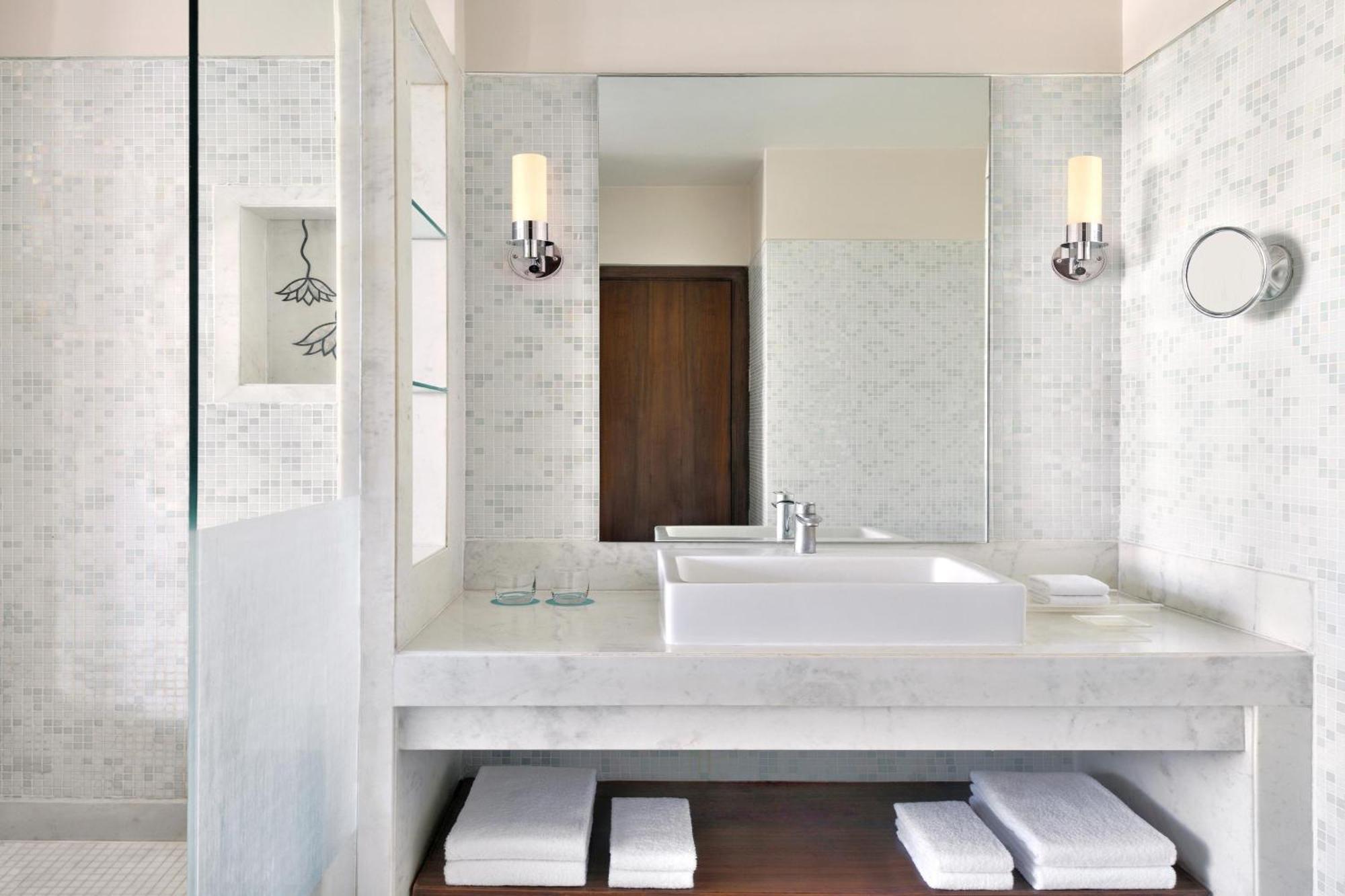 Hotel Le Meridien &
