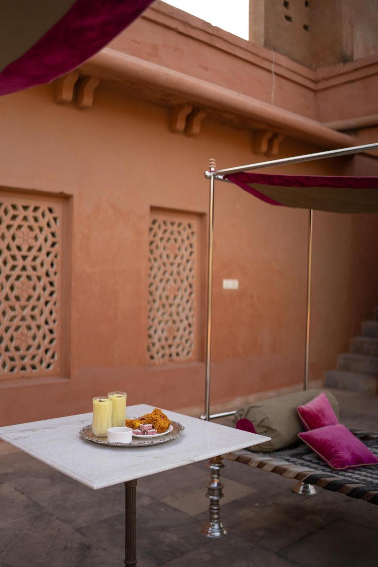 Srinivas The Royal Residence, Hotel