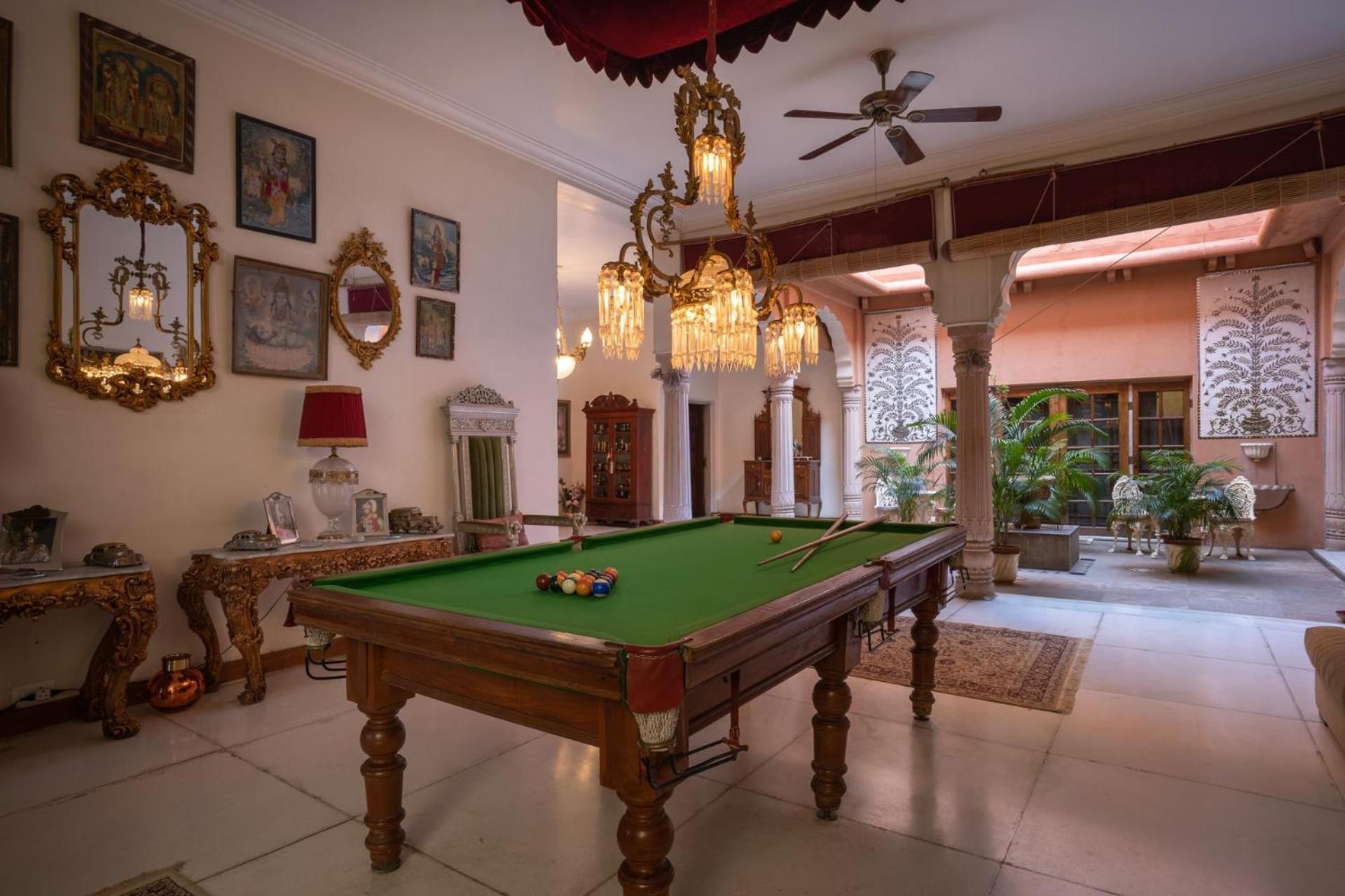 Hotel Srinivas The Royal Residence, Jaipur