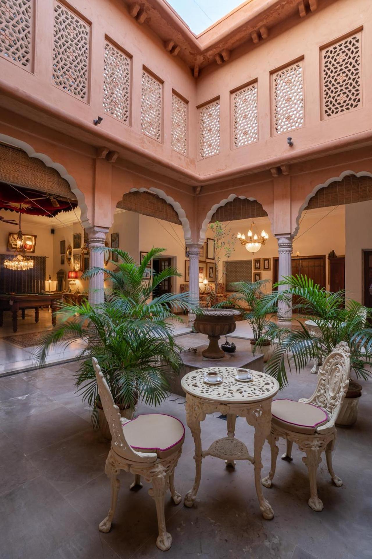 Hotel Srinivas The Royal Residence,