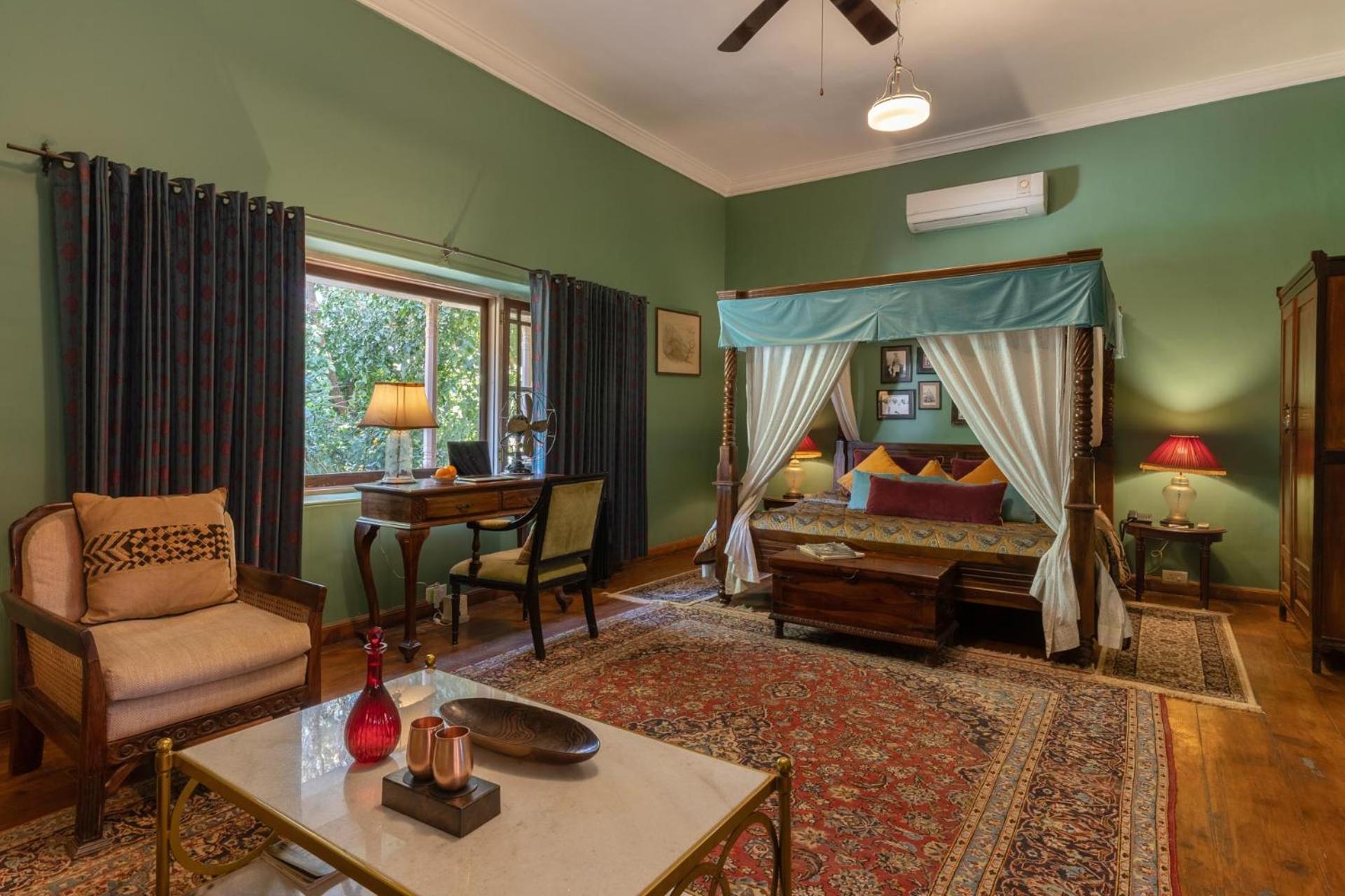 Srinivas The Royal Residence, 5*