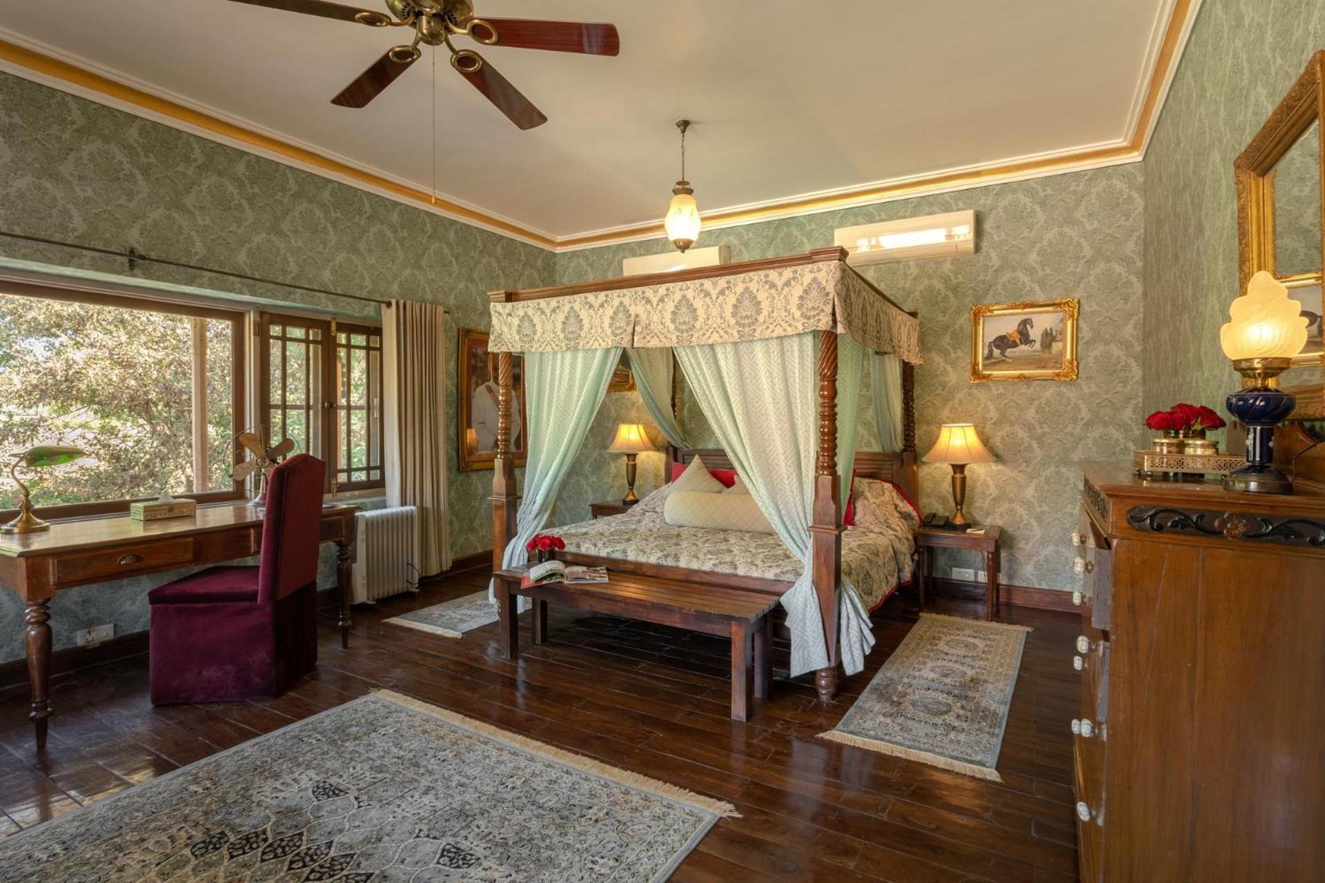 Srinivas The Royal Residence,