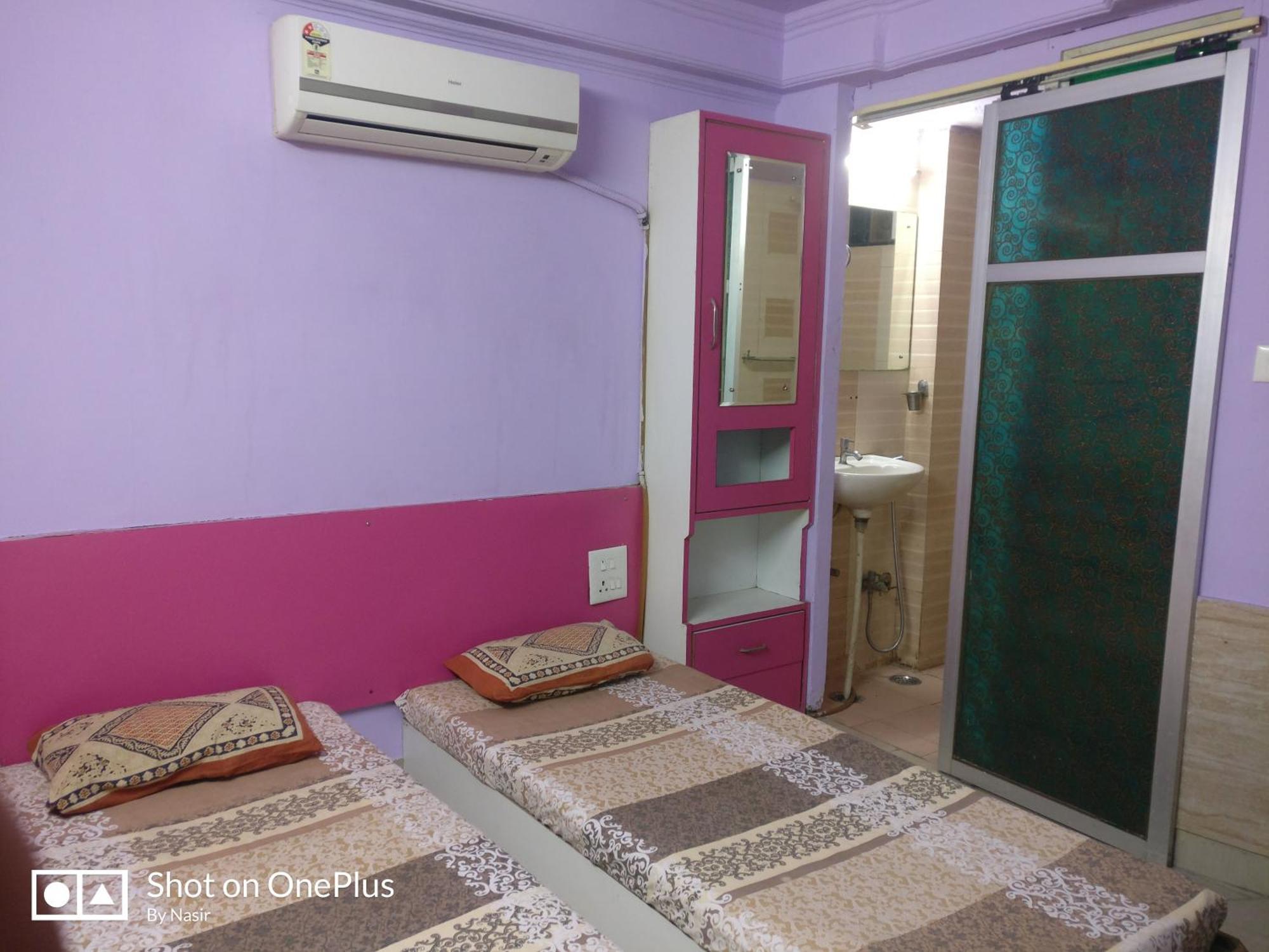 Maya Residency Hostel *