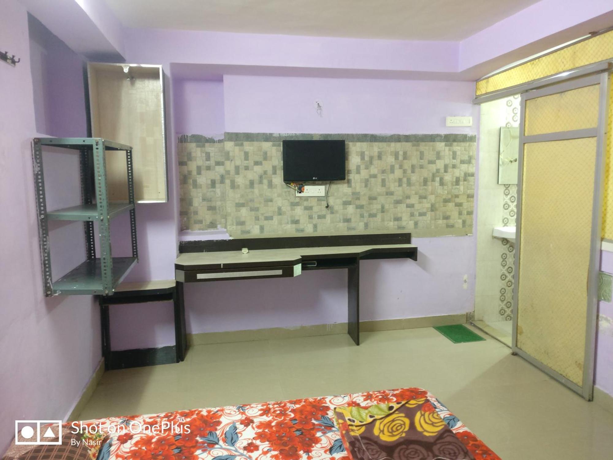 Maya Residency Hostel *