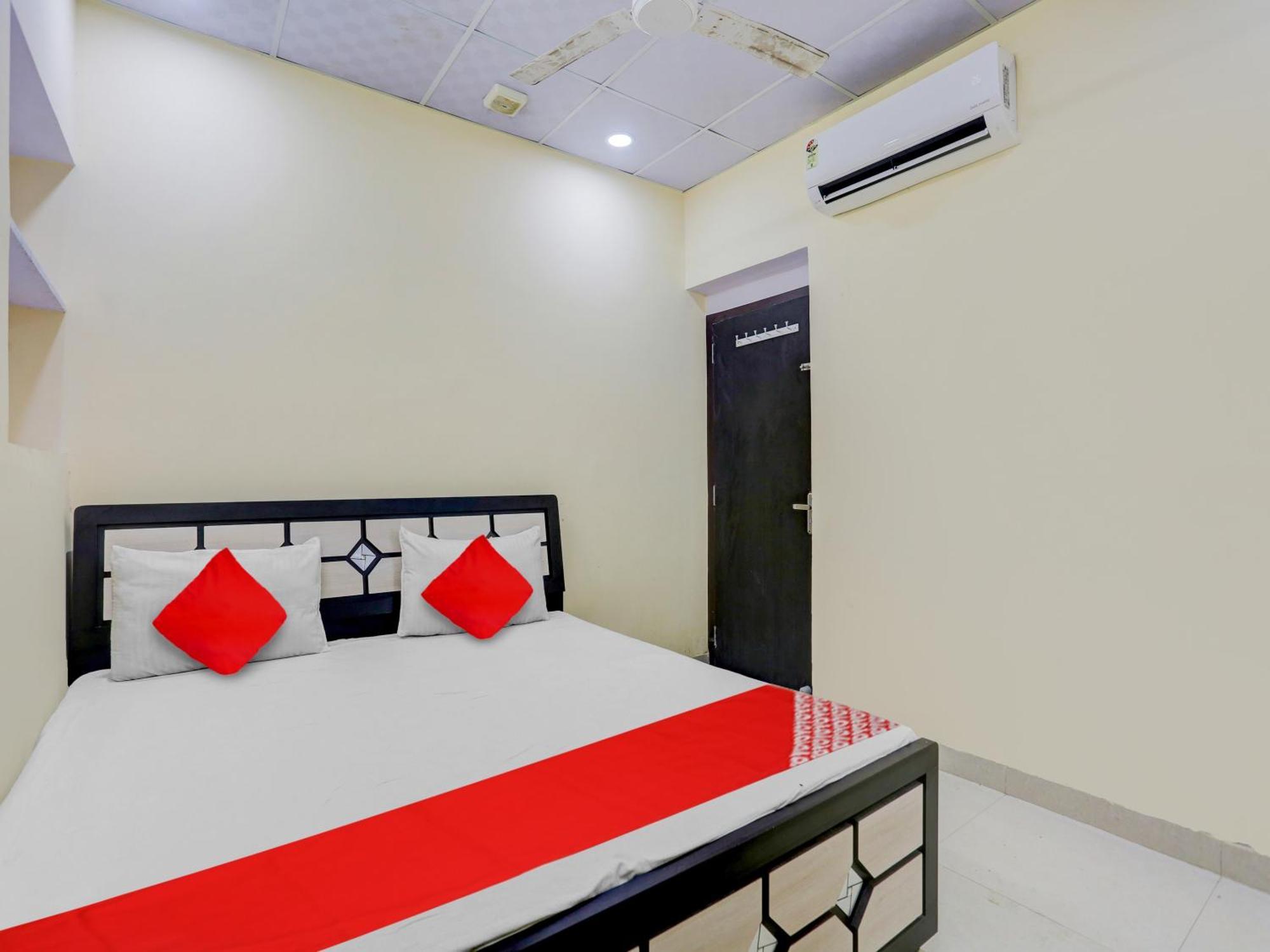 Hotel O Aravali 3*