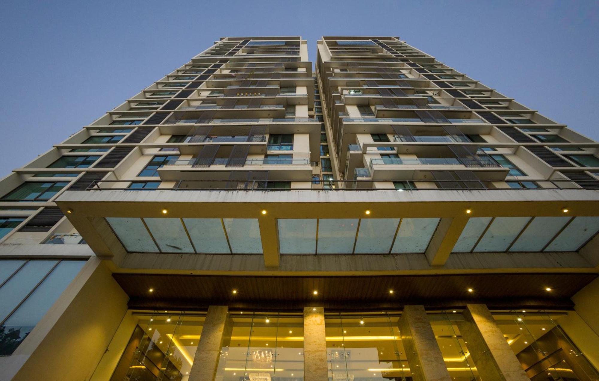 Alaya Manhattan 1804 - 3 Bhk Duplex With Stunning Views, Office & Stylish Bar