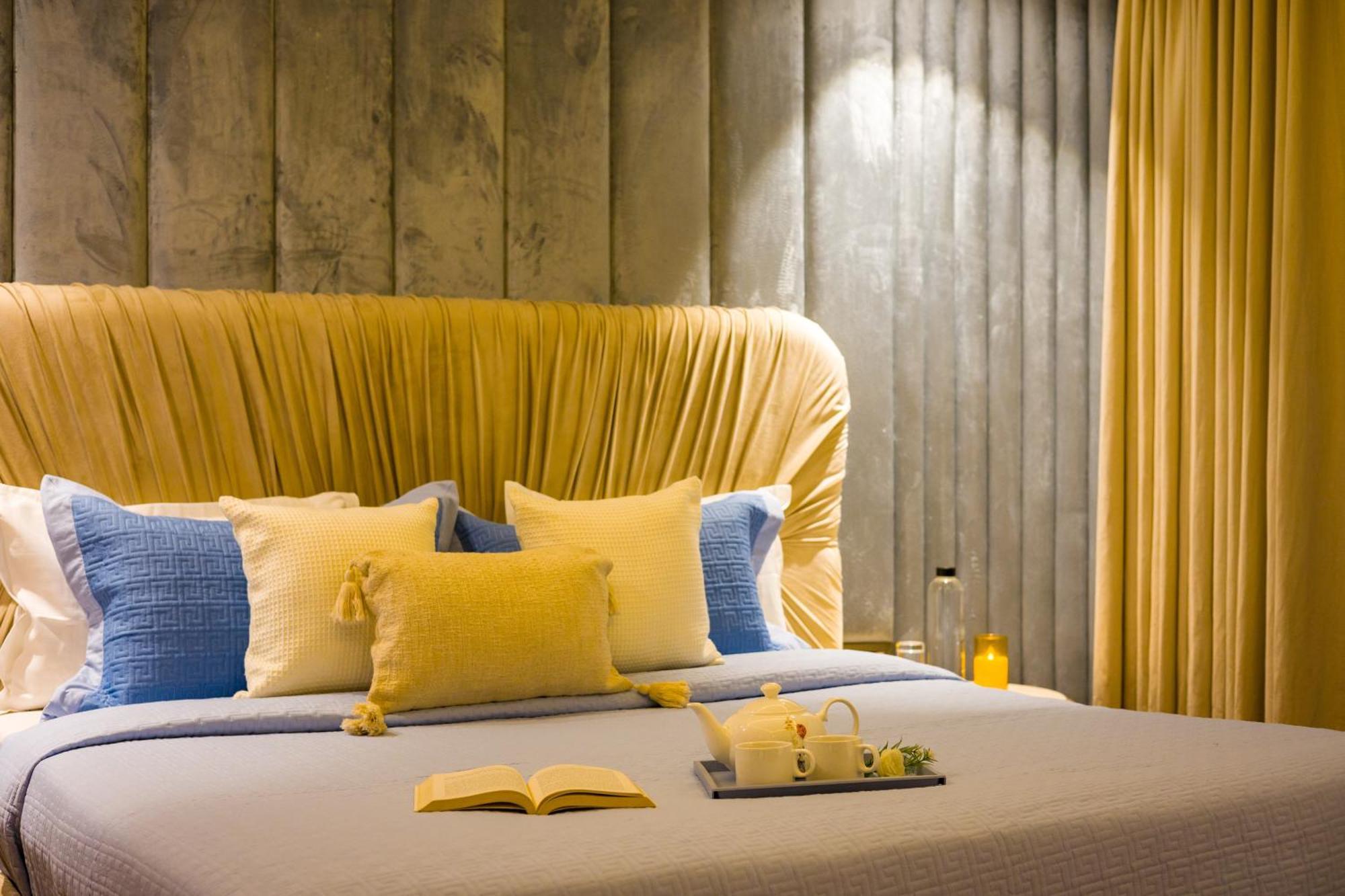 Alaya Manhattan 1804 - 3 Bhk Duplex With Stunning Views, Office & Stylish Bar *