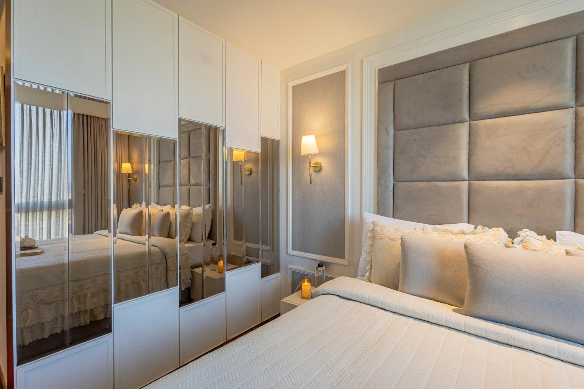 Villa Alaya Manhattan 1804 - 3 Bhk Duplex With Stunning Views, Office & Stylish Bar
