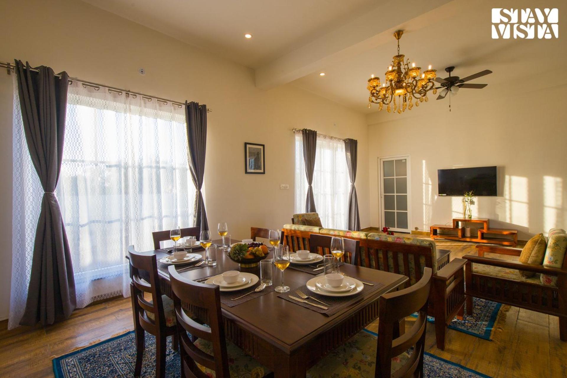 Villa Stayvista At Mustang Meadow - Lawn & Wifi