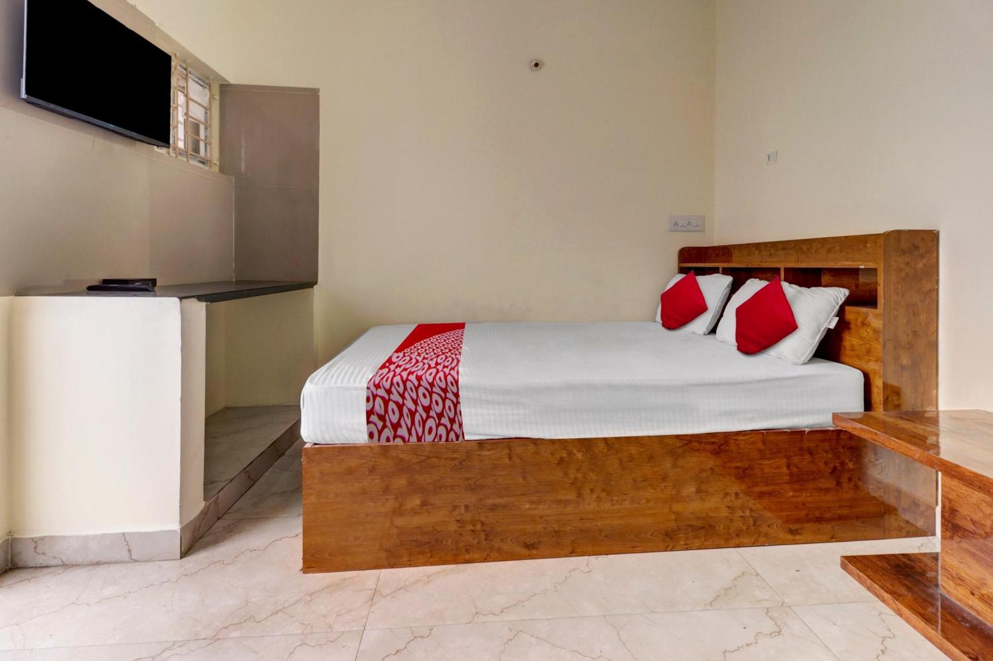 O Asian Palace Hotel 4*