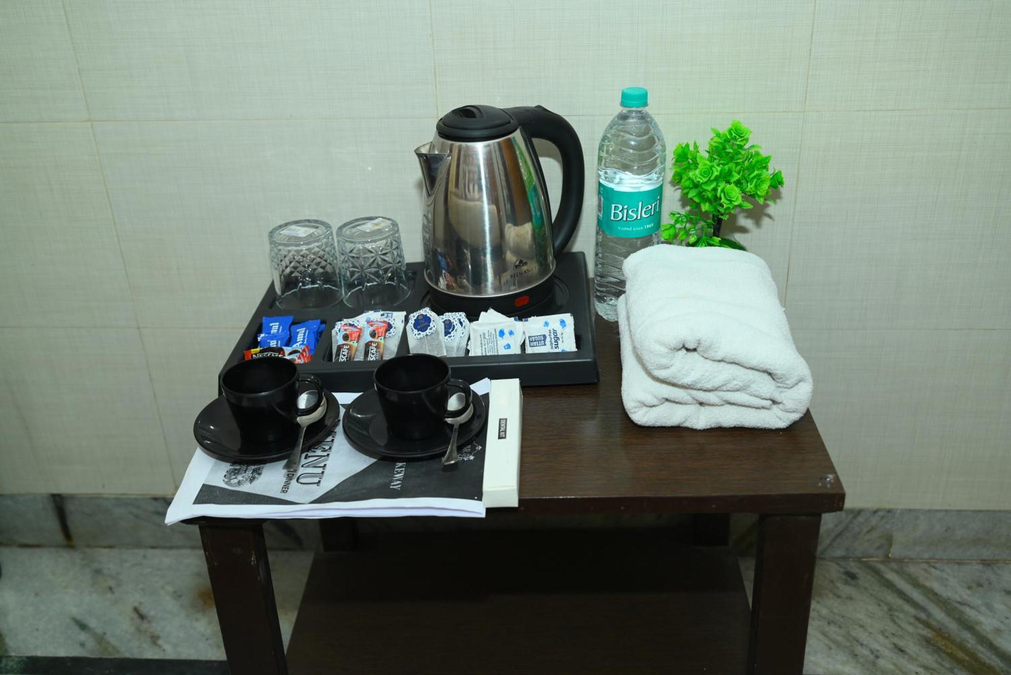 Ravi Br Group 3 Star Guest house *