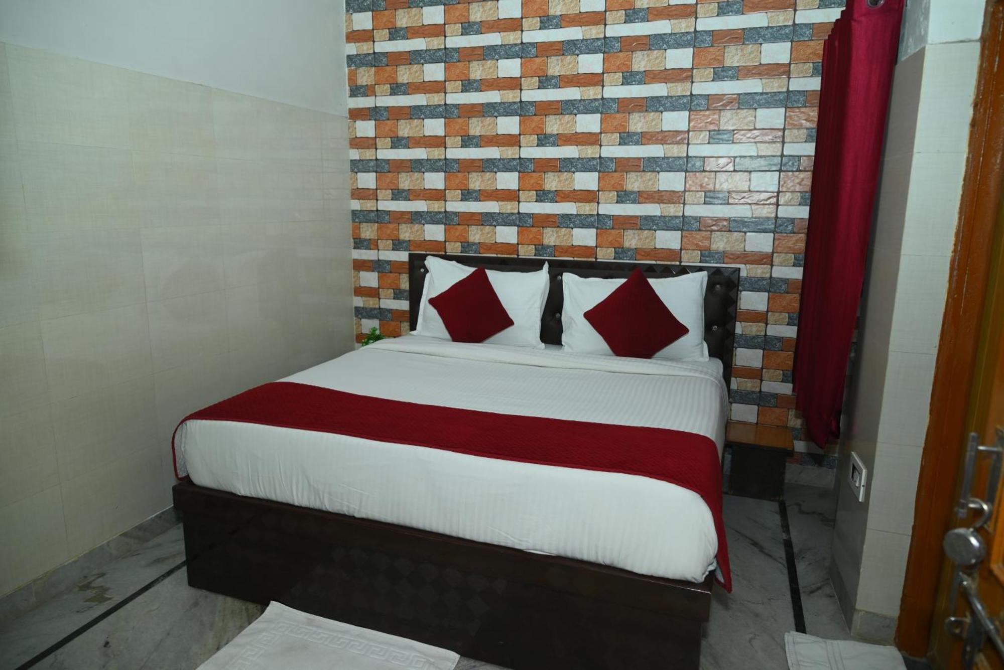 Ravi Br Group Guest house Jaipur