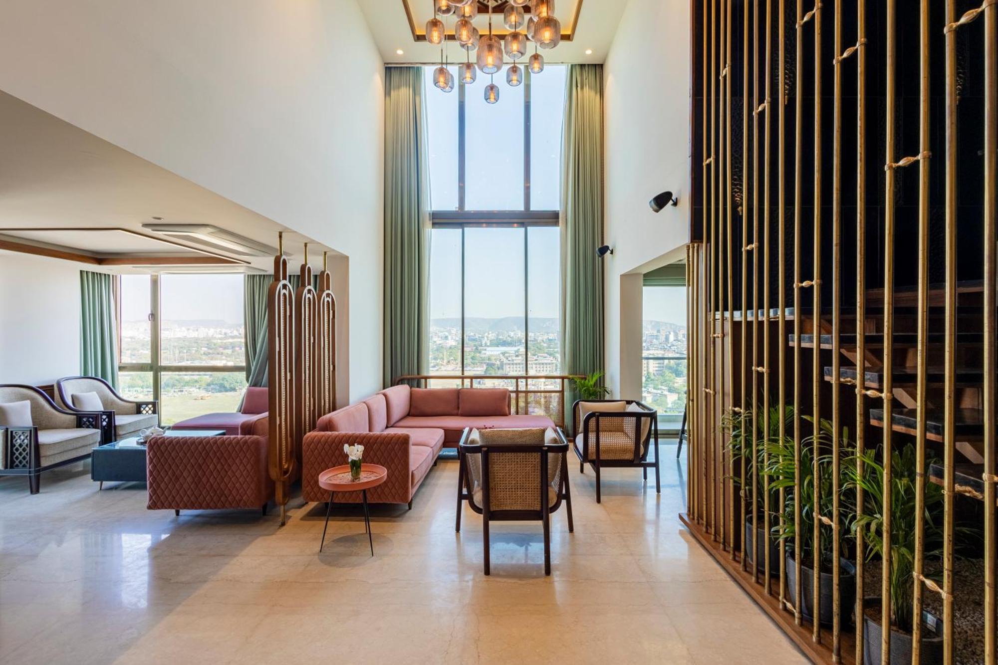 Alaya Manhattan 1804 - 3 Bhk Duplex With Stunning Views, Office & Stylish Bar * Jaipur