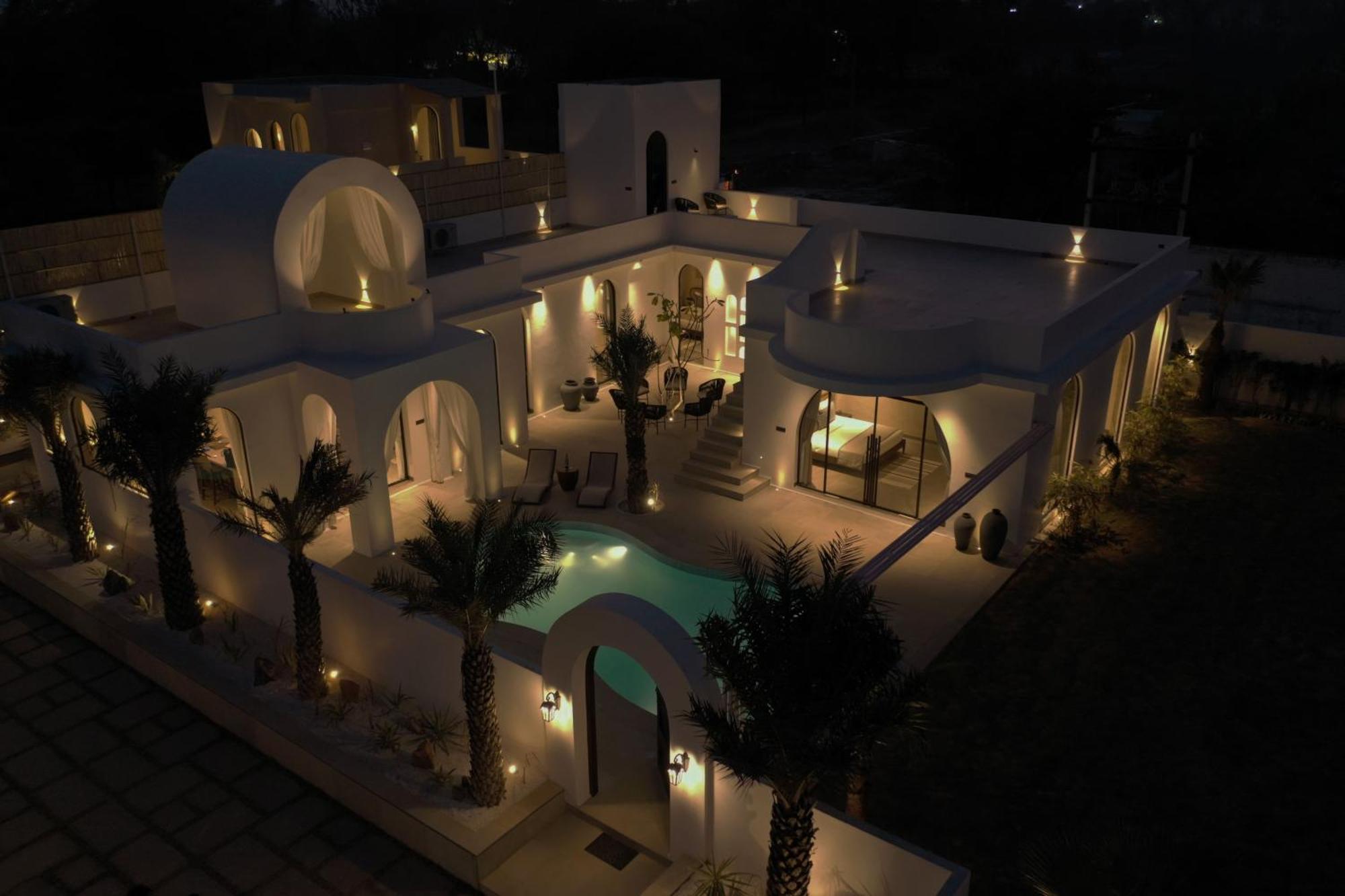 Rawstone Luxury