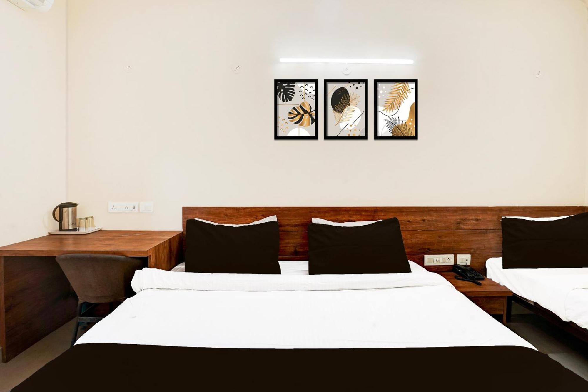Hotel Super O Meera Marg Near Bani Park Formerly Cozy Vibes Jaipur