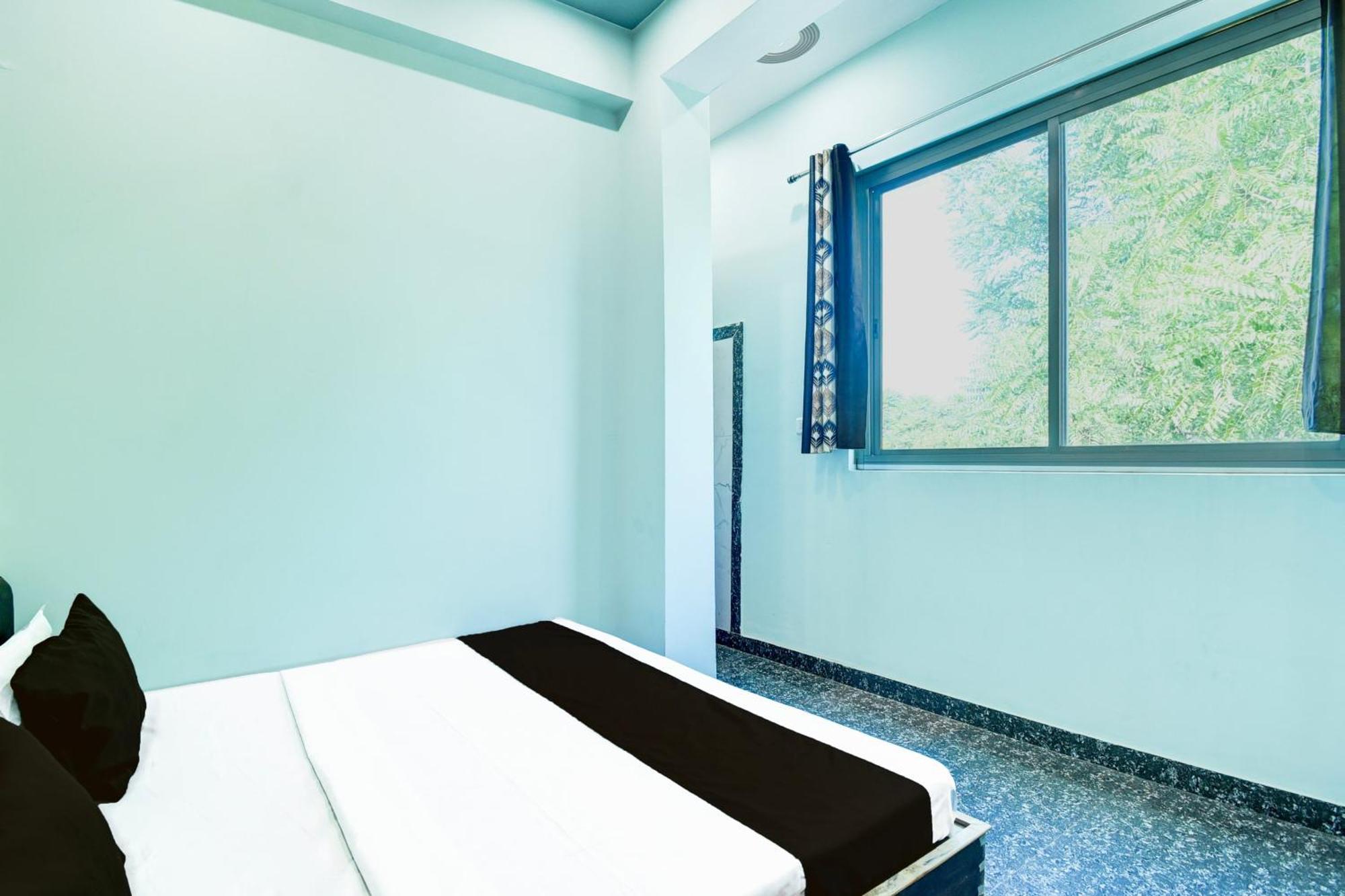 Hotel O Apple