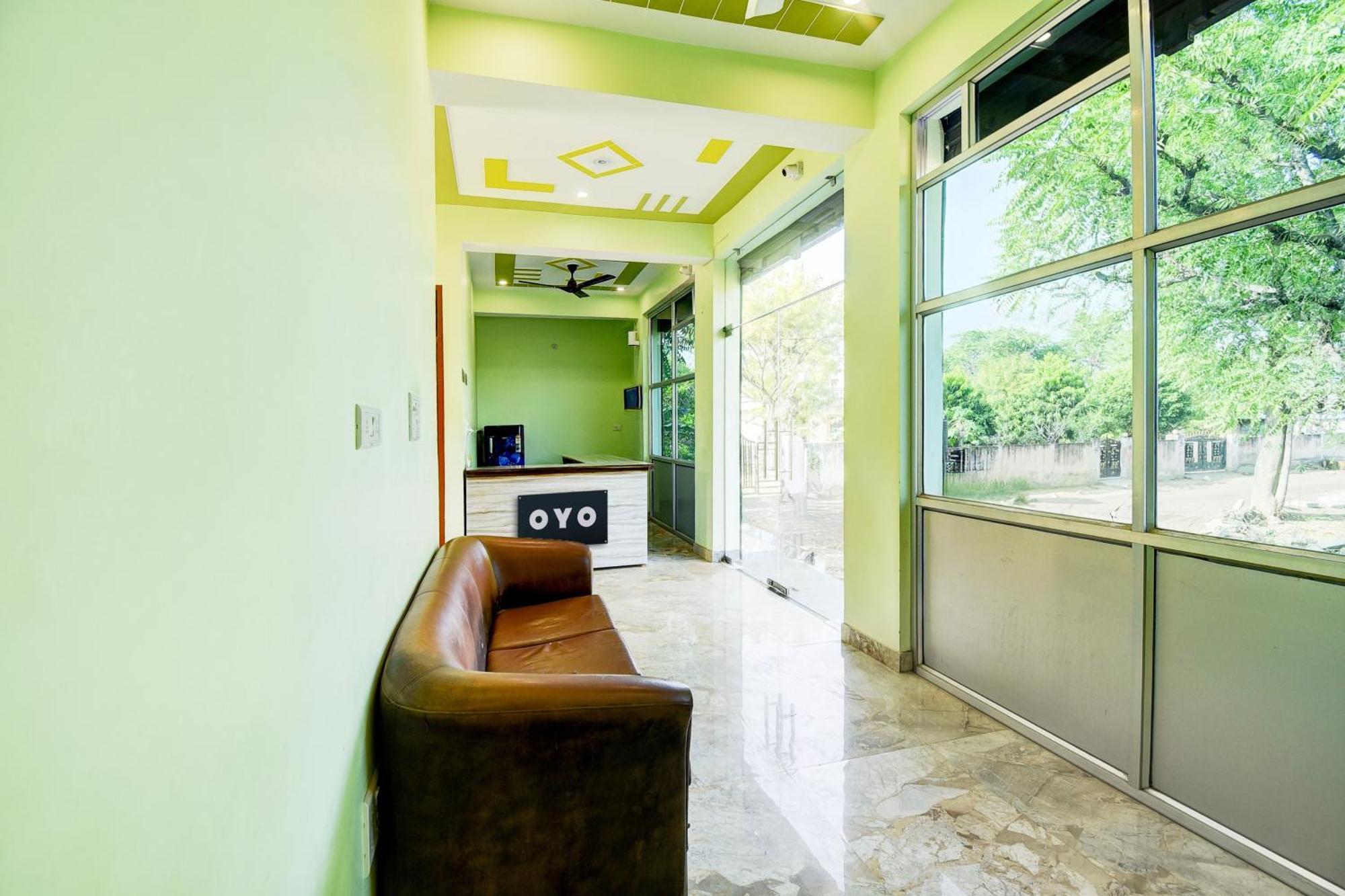 Hotel O Apple Jaipur