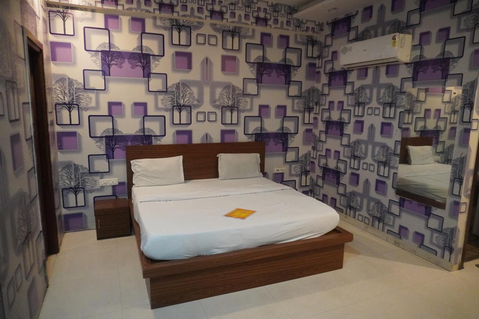Hotel Mark Inn Hotel 3*