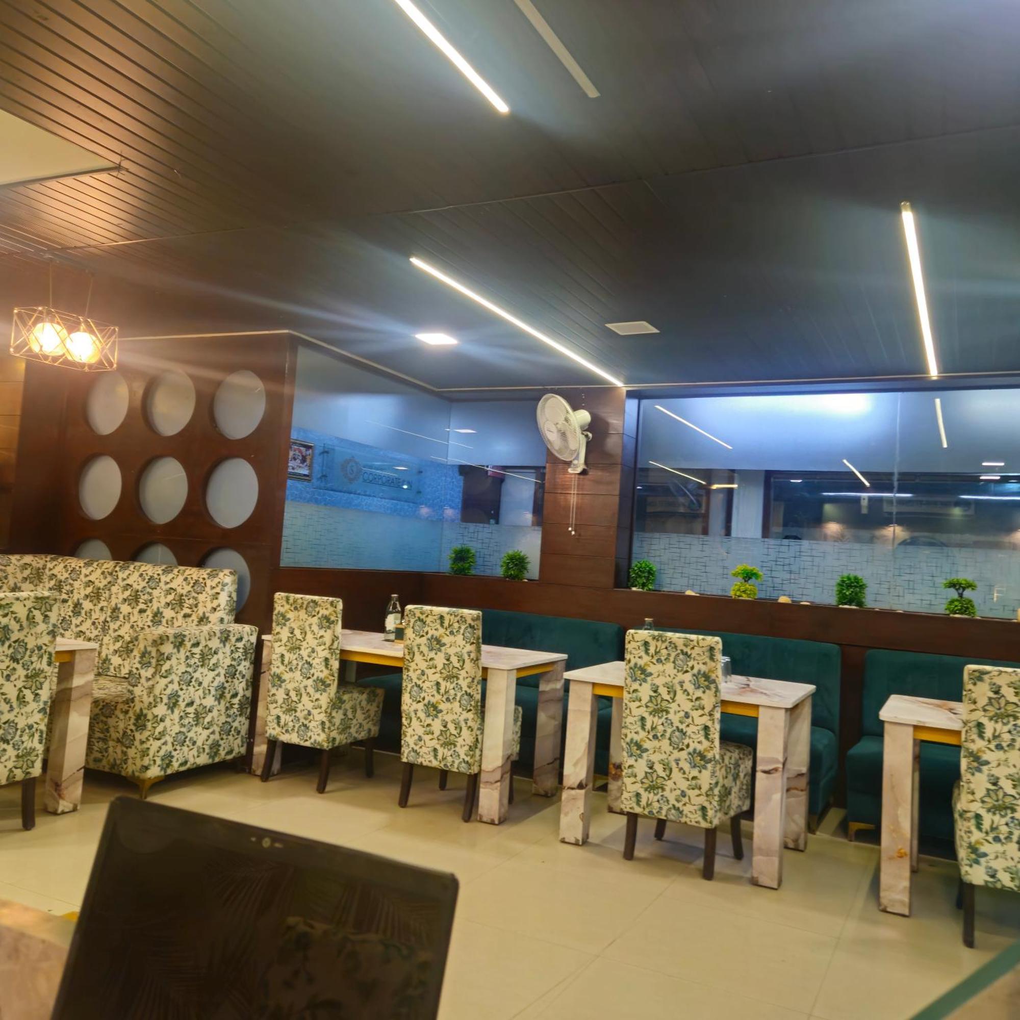 Sahibs The Corporate Hotel Jaipur