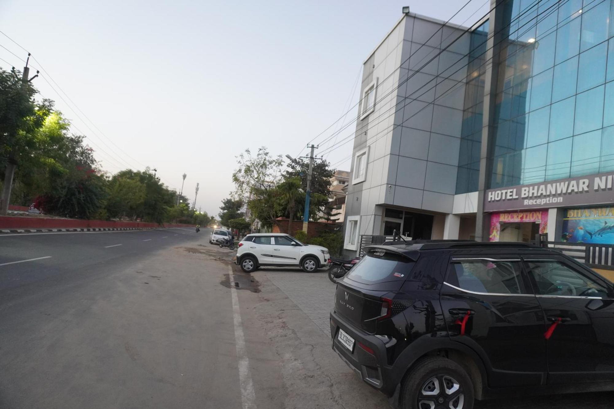 Bhanwar Niwas Hotel