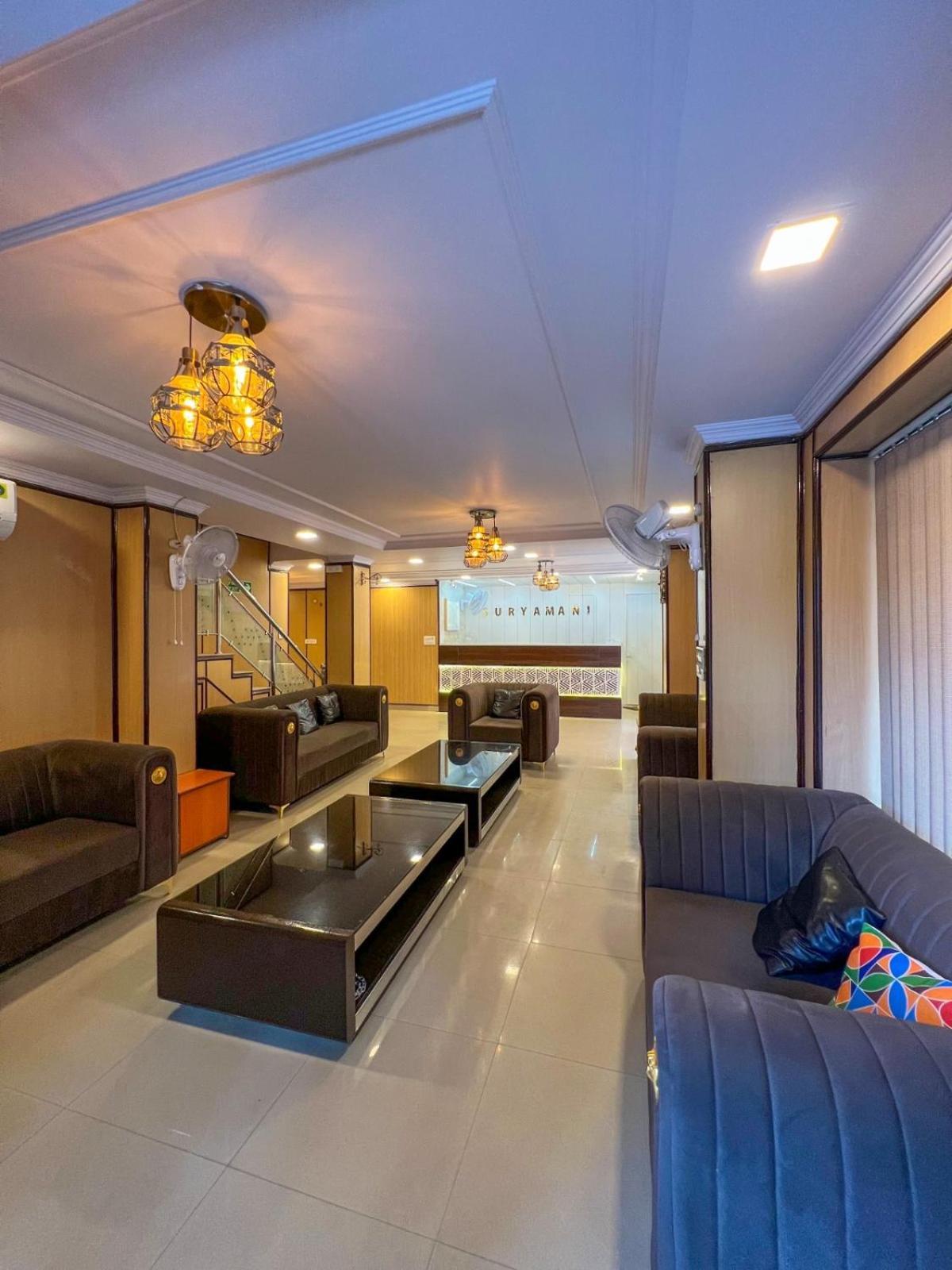 Hotel Suryamani 3*