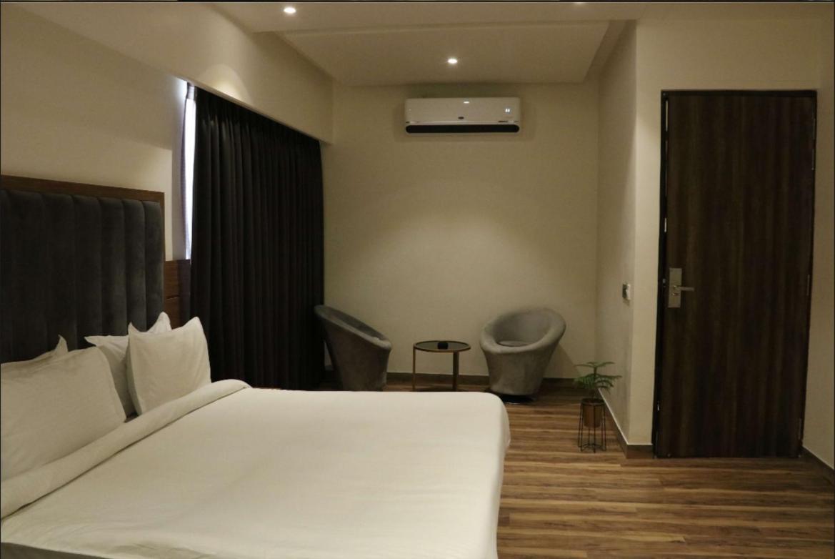 Hotel The Sawai 3*
