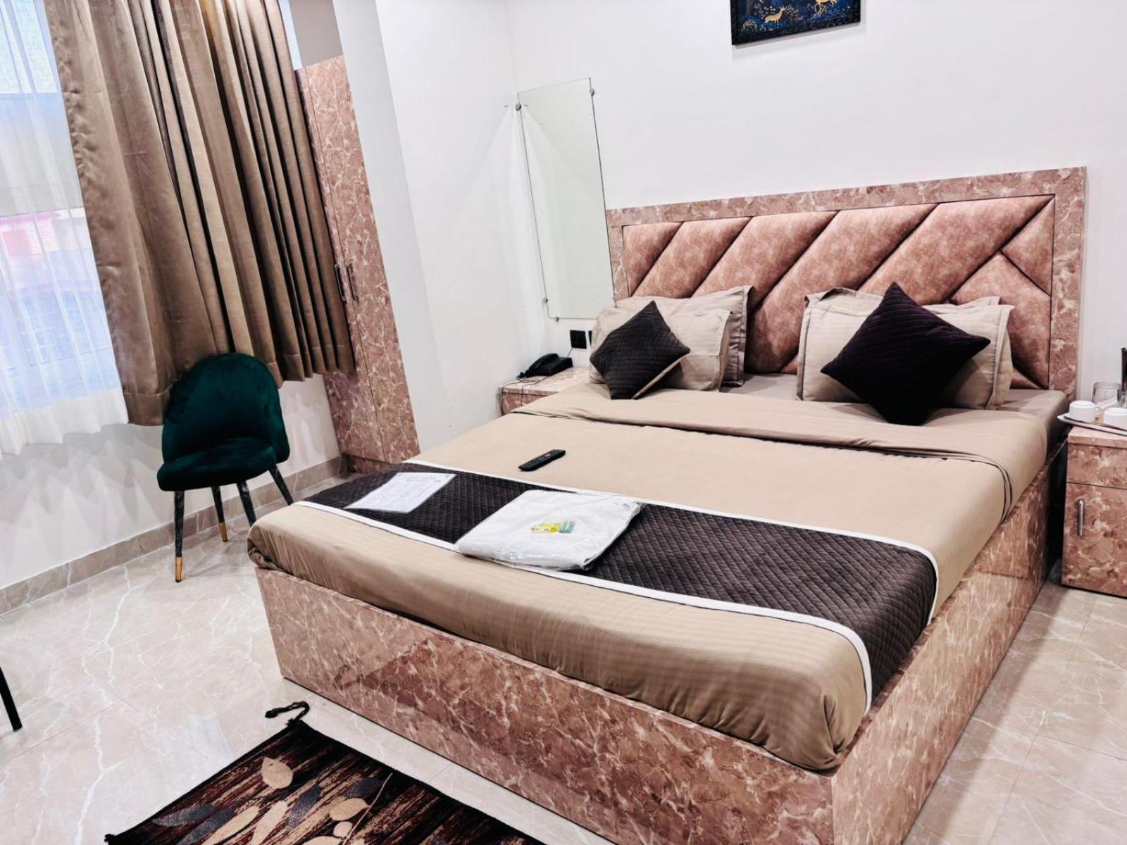 Govindam Royal Hotel
