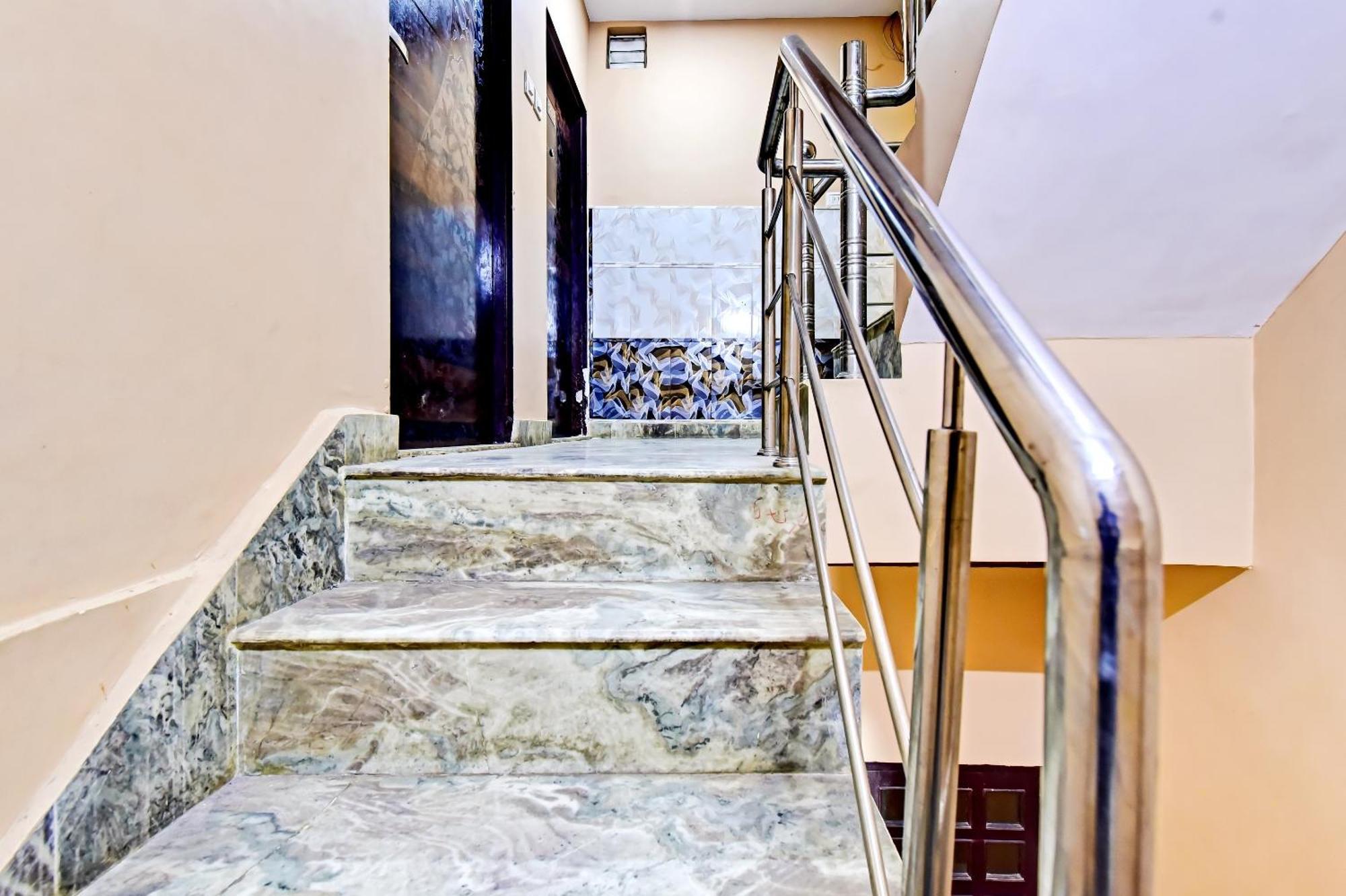 Hotel O Deepak Residency *
