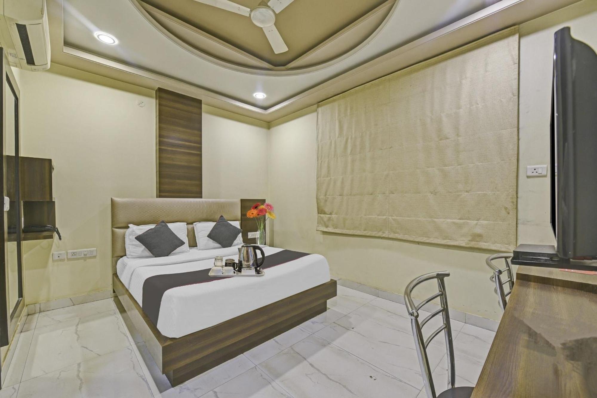 Hotel Townhouse Tatva 3*
