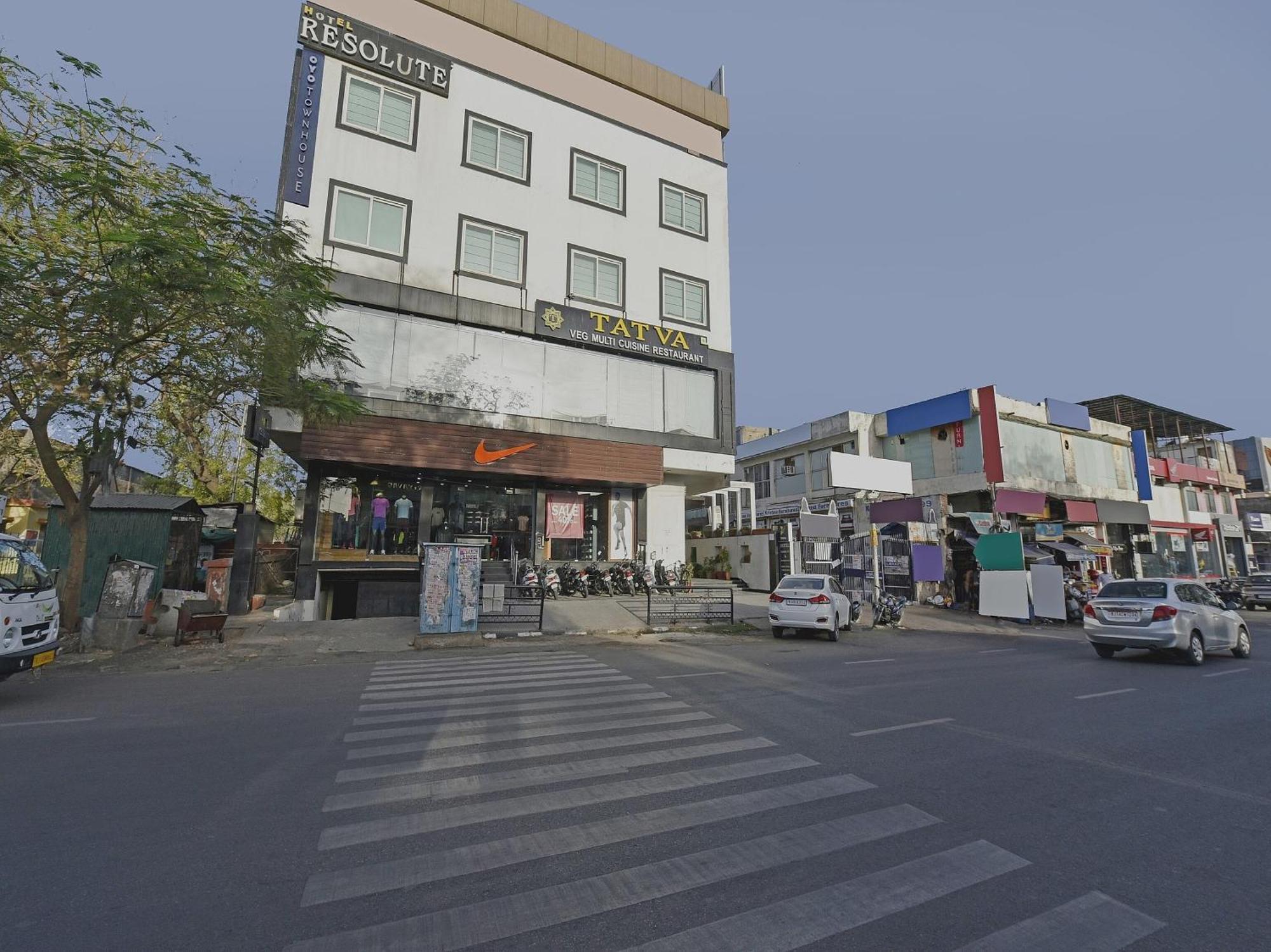Townhouse Tatva