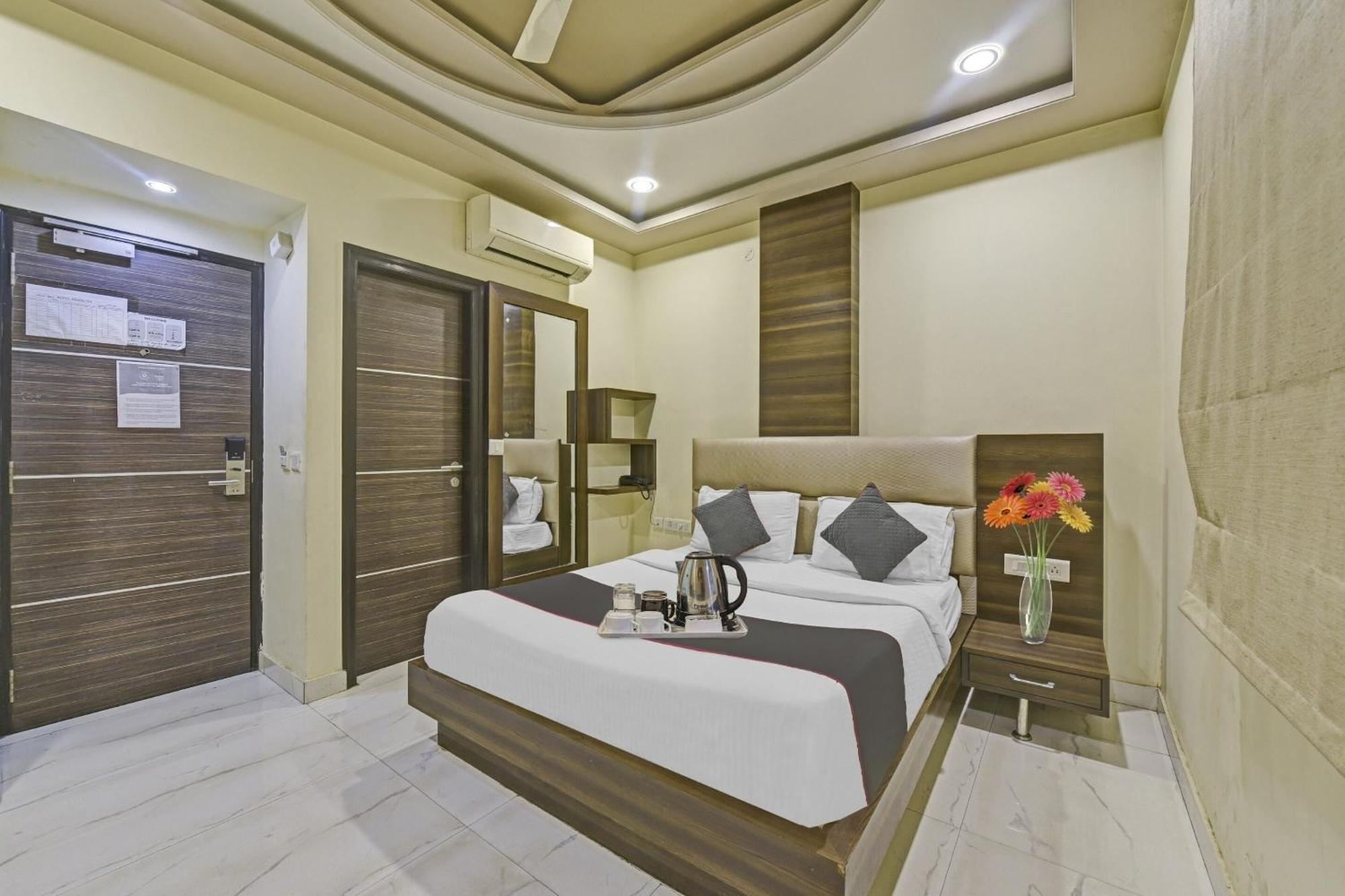 Townhouse Tatva Hotel Jaipur