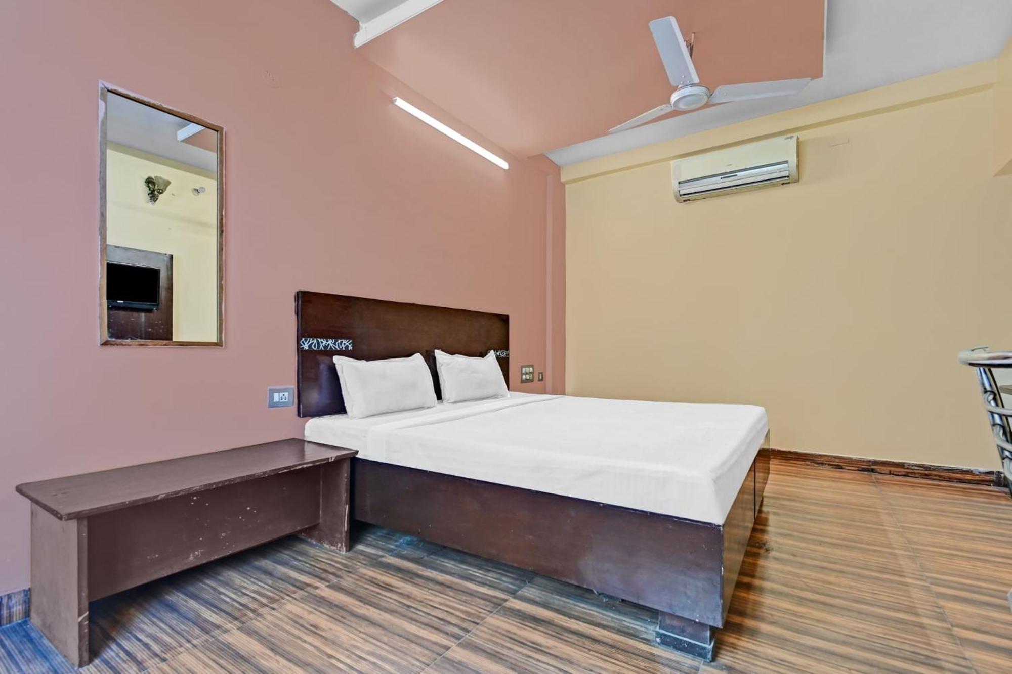 Collection O Bharat Palace Hotel 4*