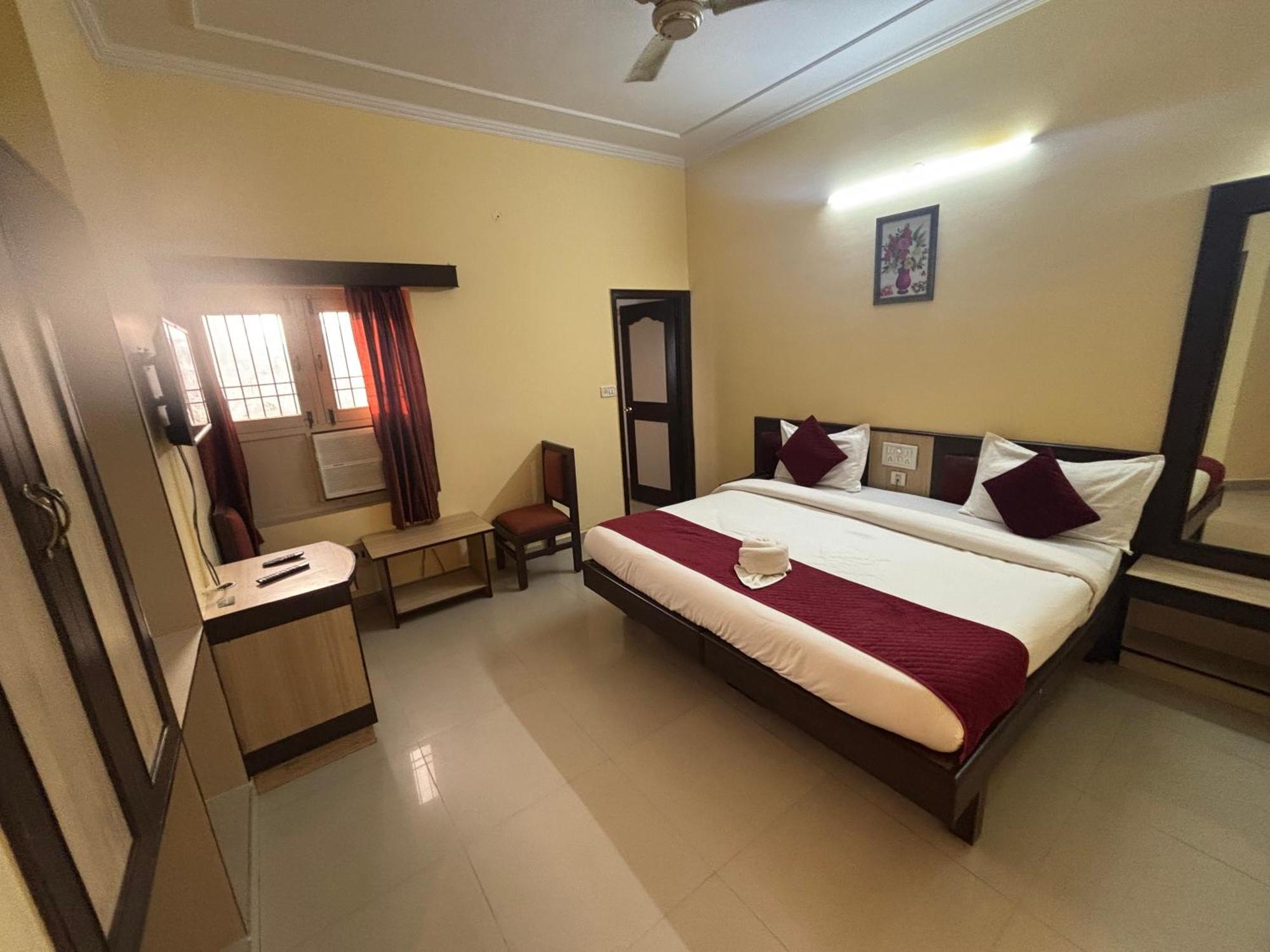 Hotel Raj Laxmi Palace Jaipur