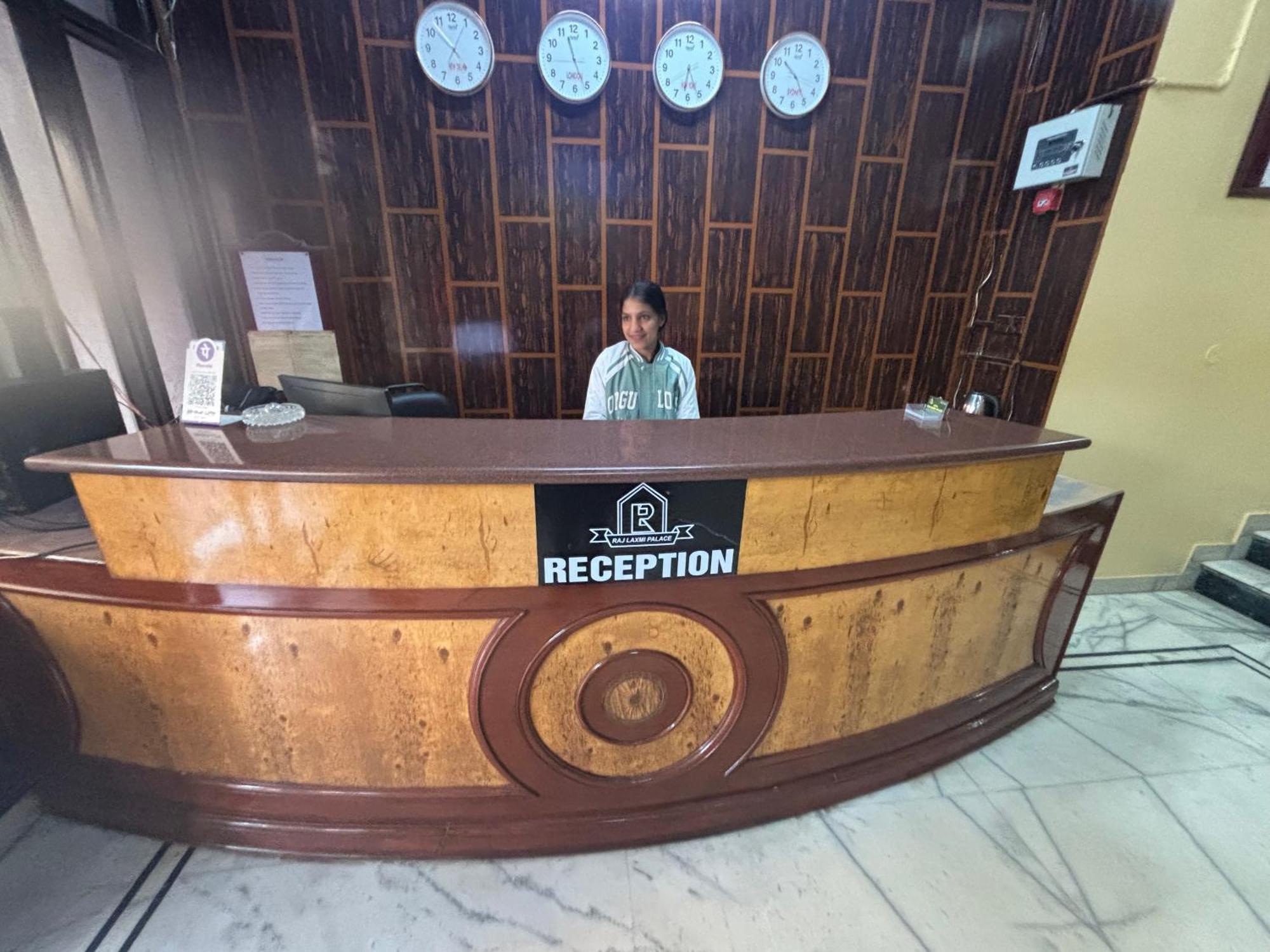 Raj Laxmi Palace Hotel 3*